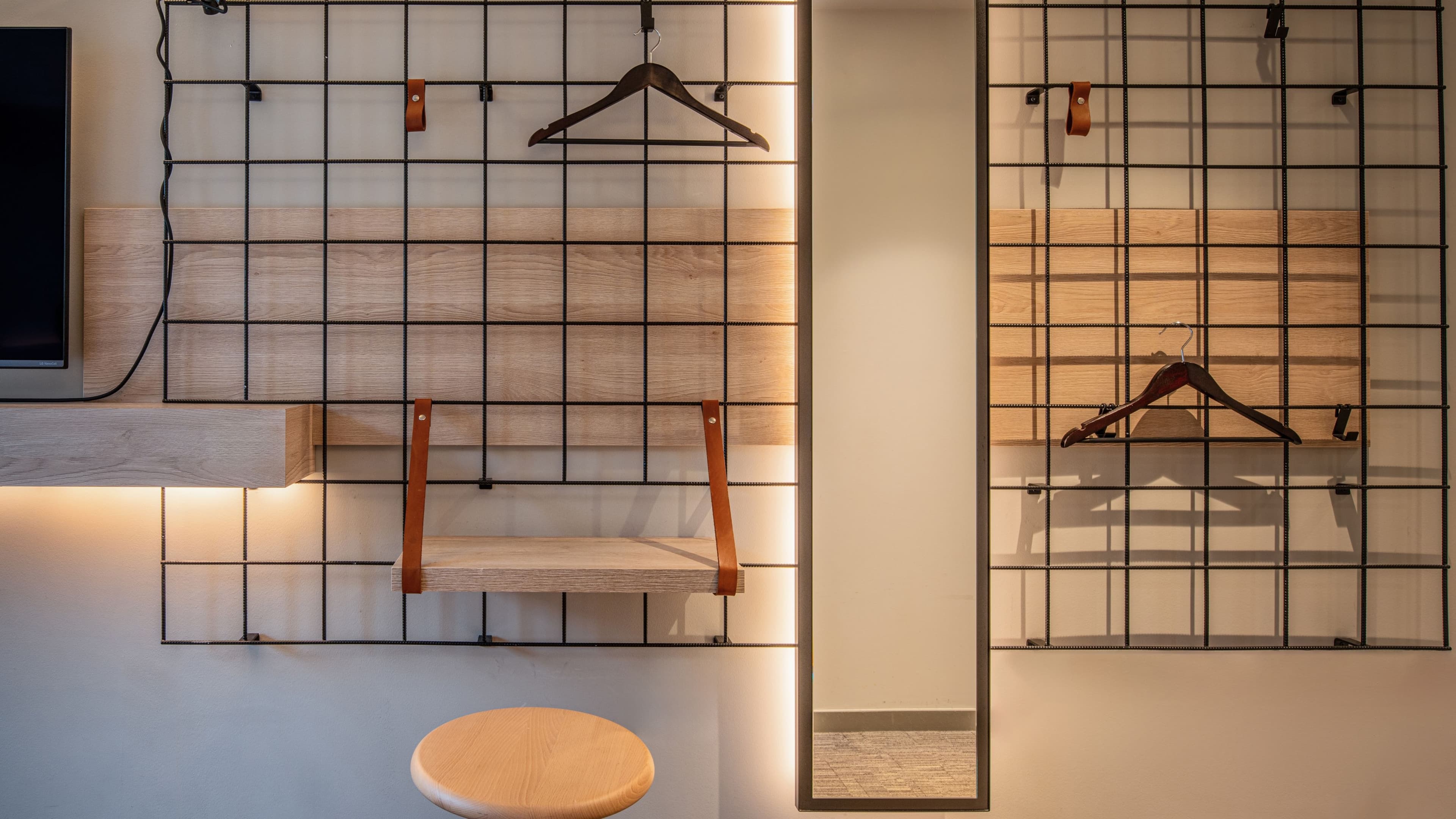 Moxy Sleeper - Image 5