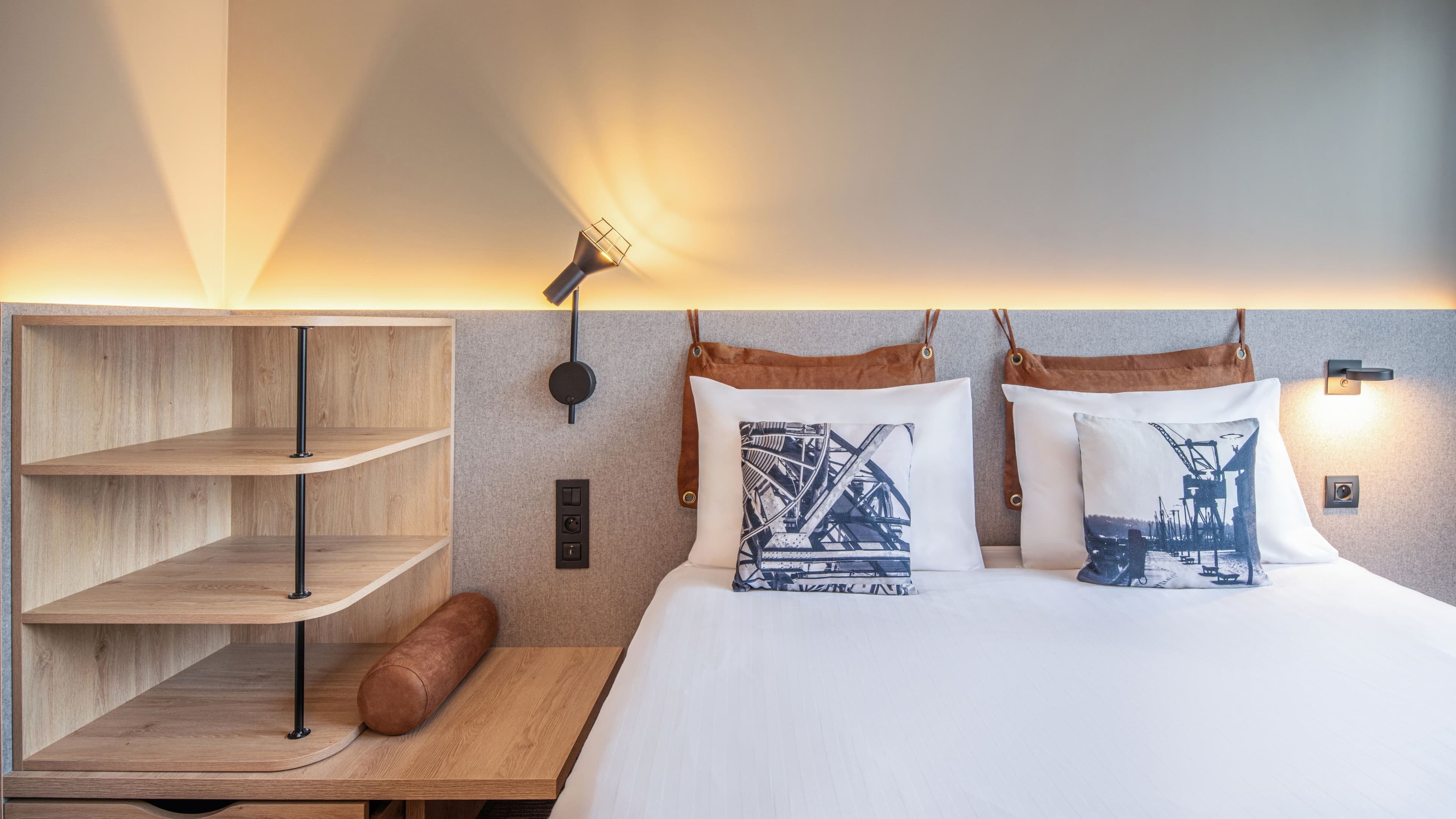 Moxy Sleeper - Image 4