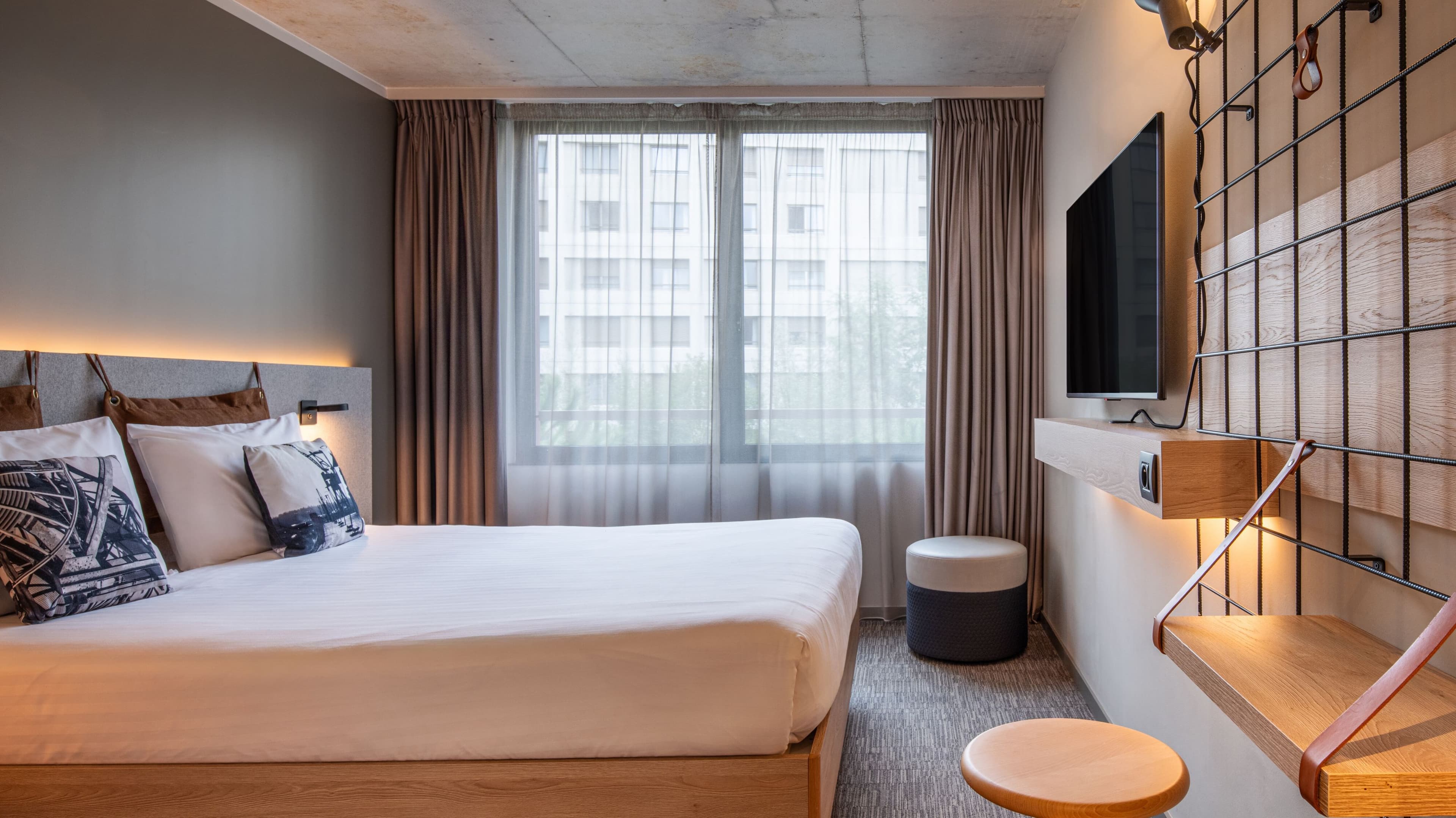 Moxy Sleeper - Image 6