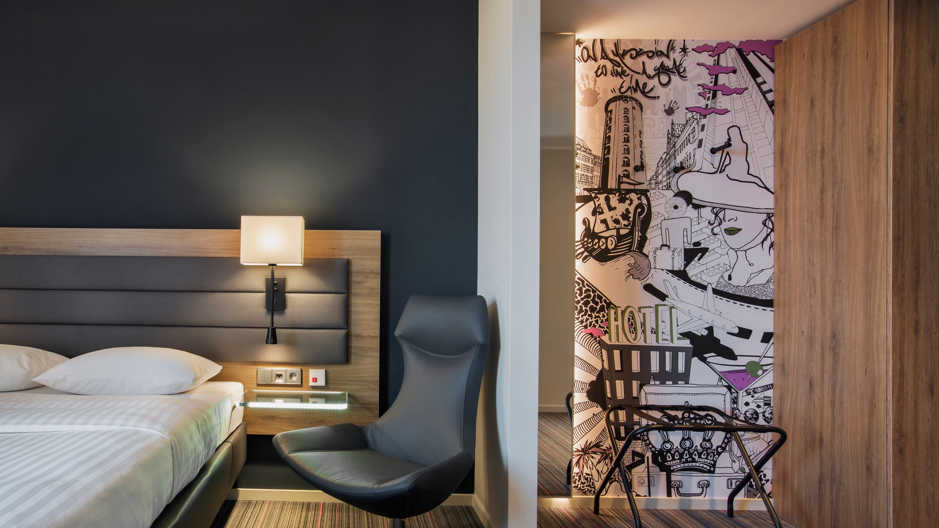 Moxy Queen Sleeper - Image 4