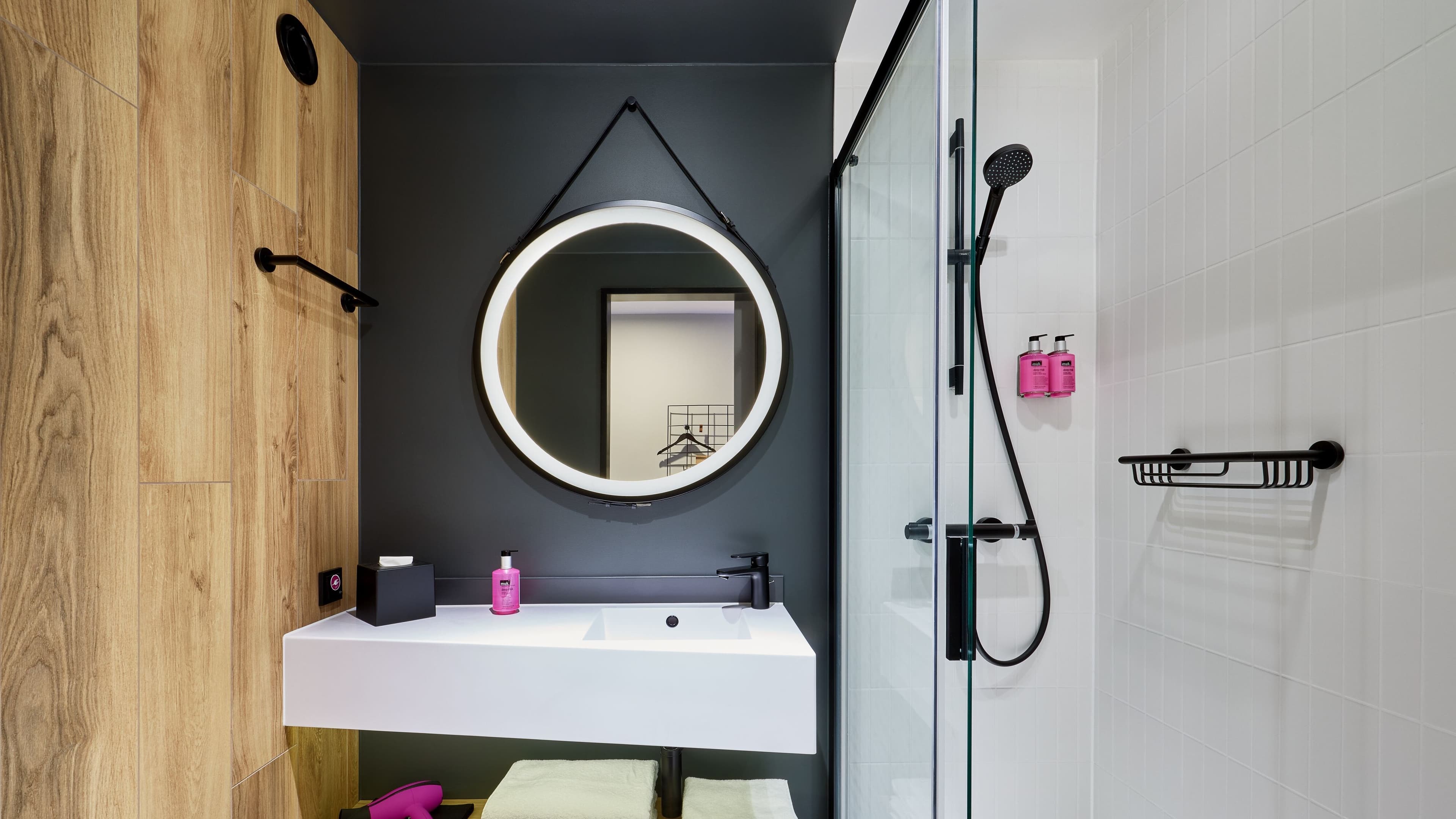 Moxy Sleeper - Image 3