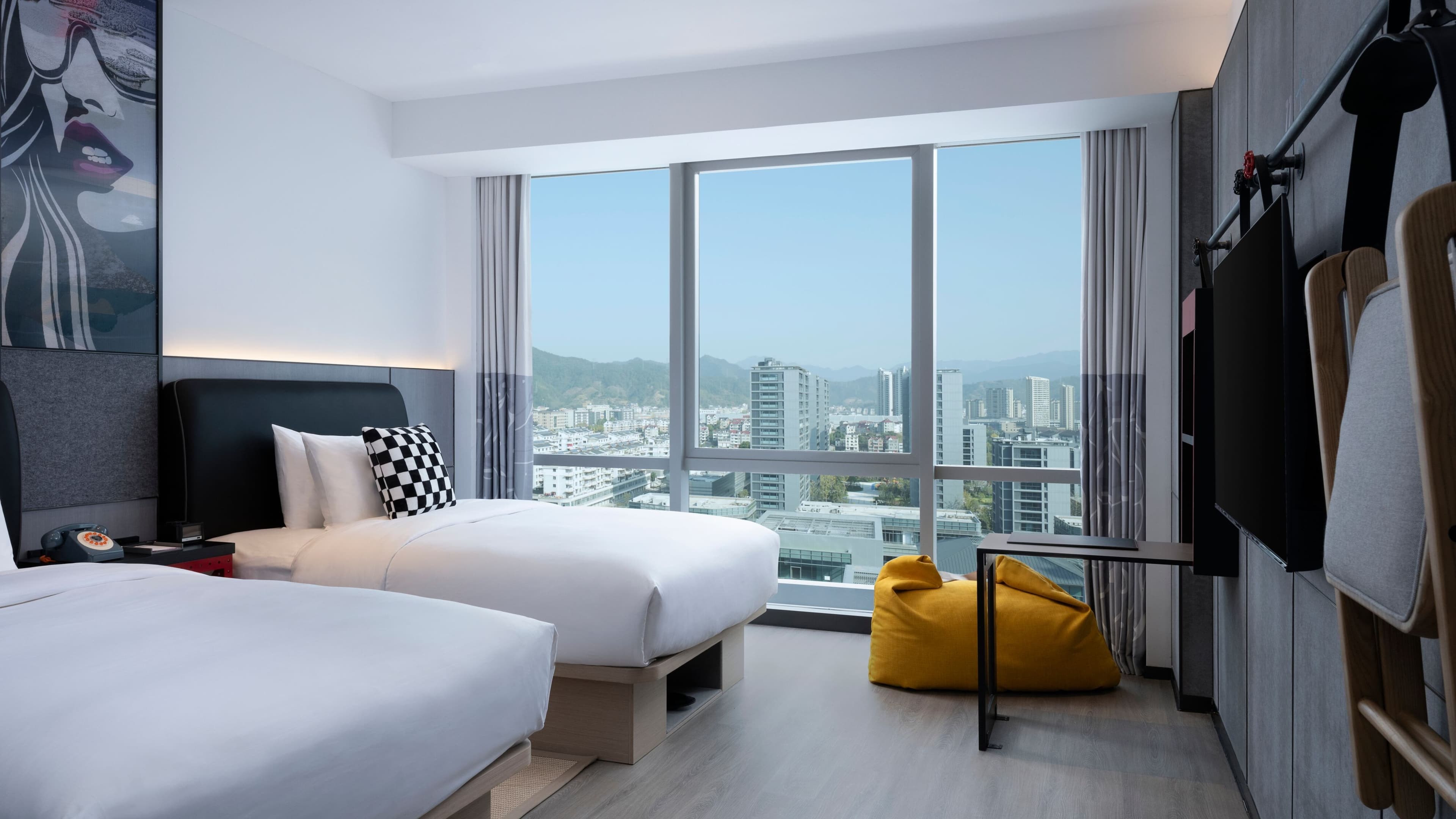 Standard Double - Image 1