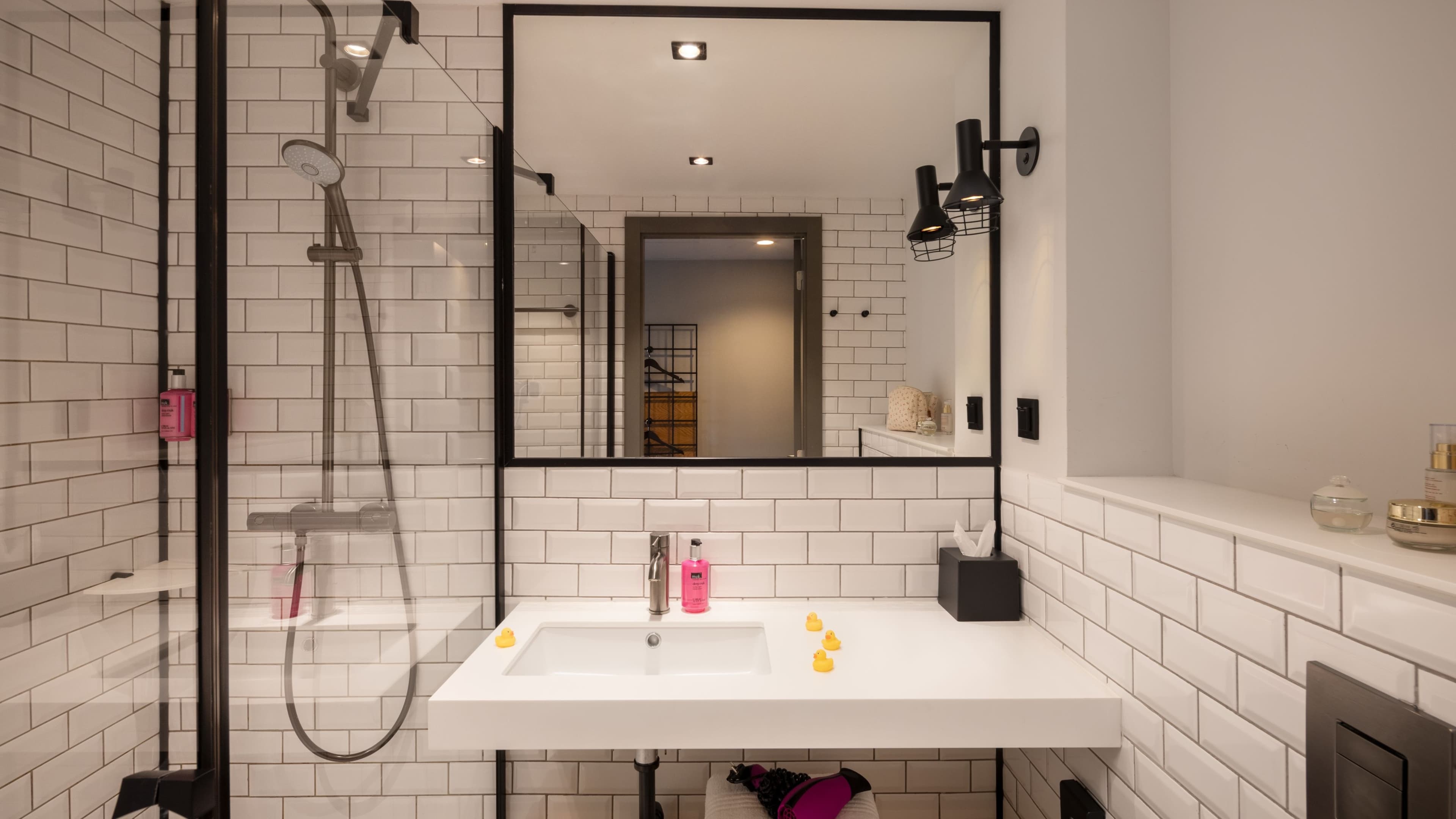 Cozy Sleeper - Image 11