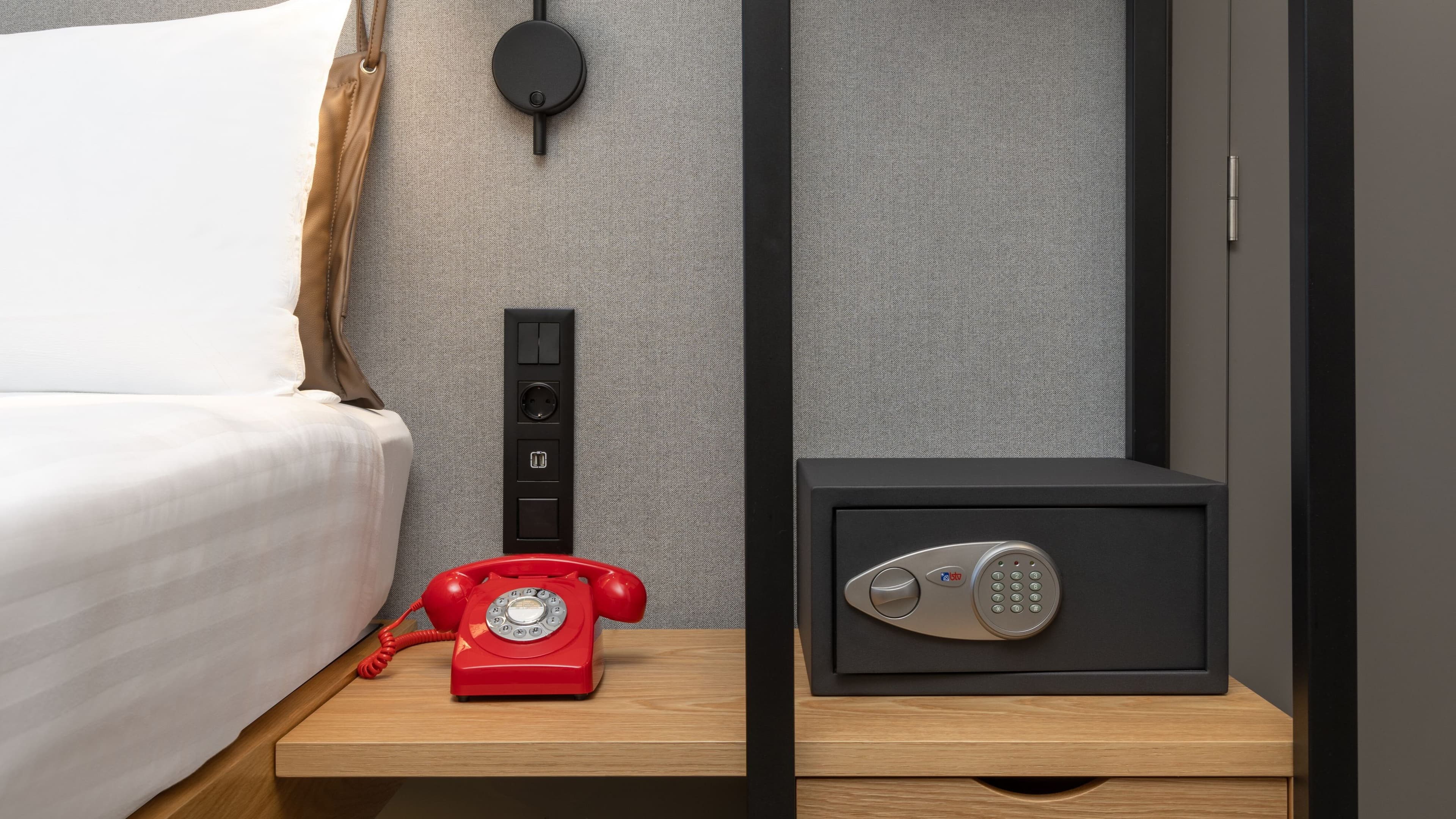 Cozy Sleeper - Image 4