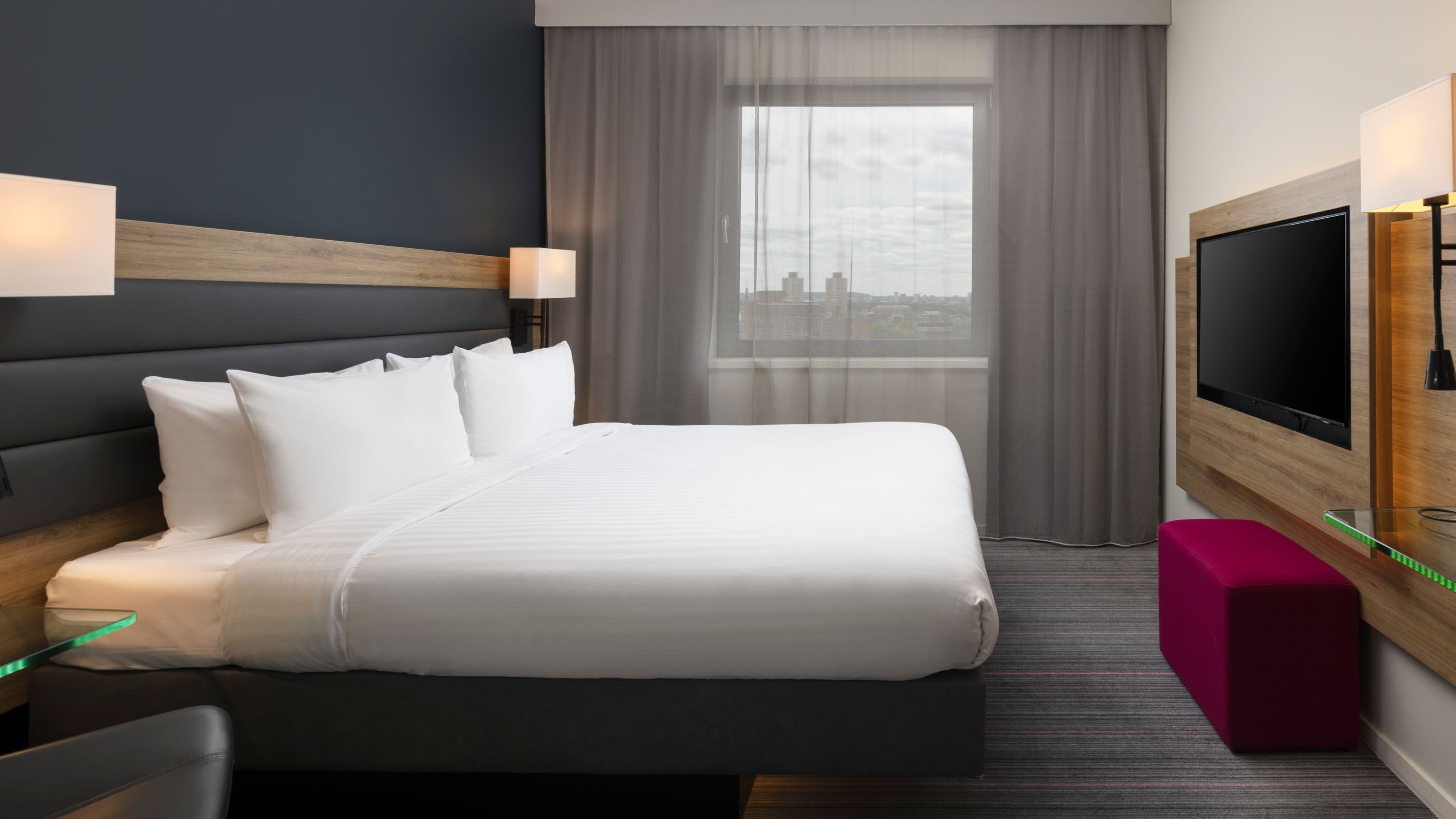 Moxy Queen Sleeper - Image 4