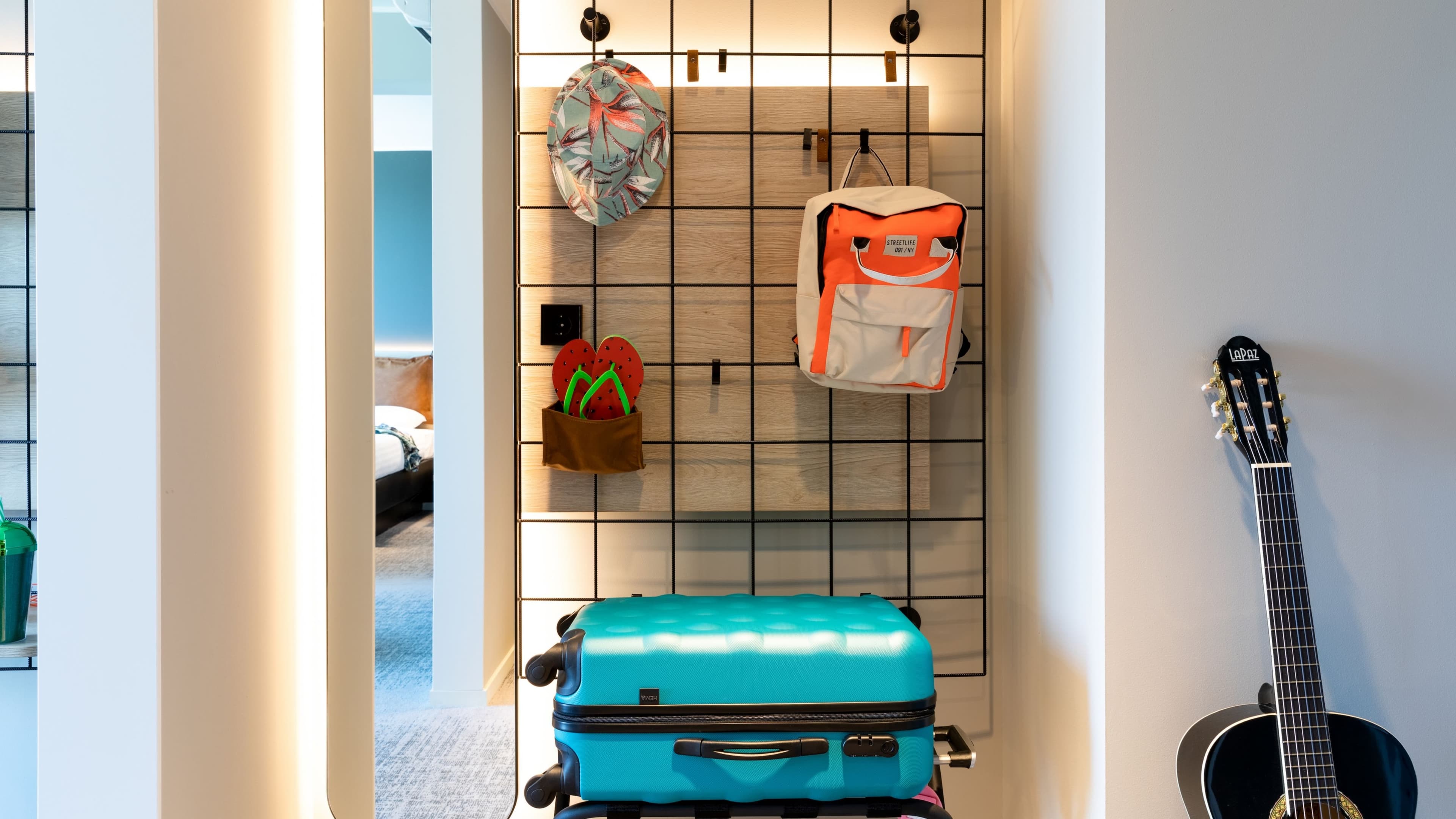 Moxy Queen Sleeper - Image 6