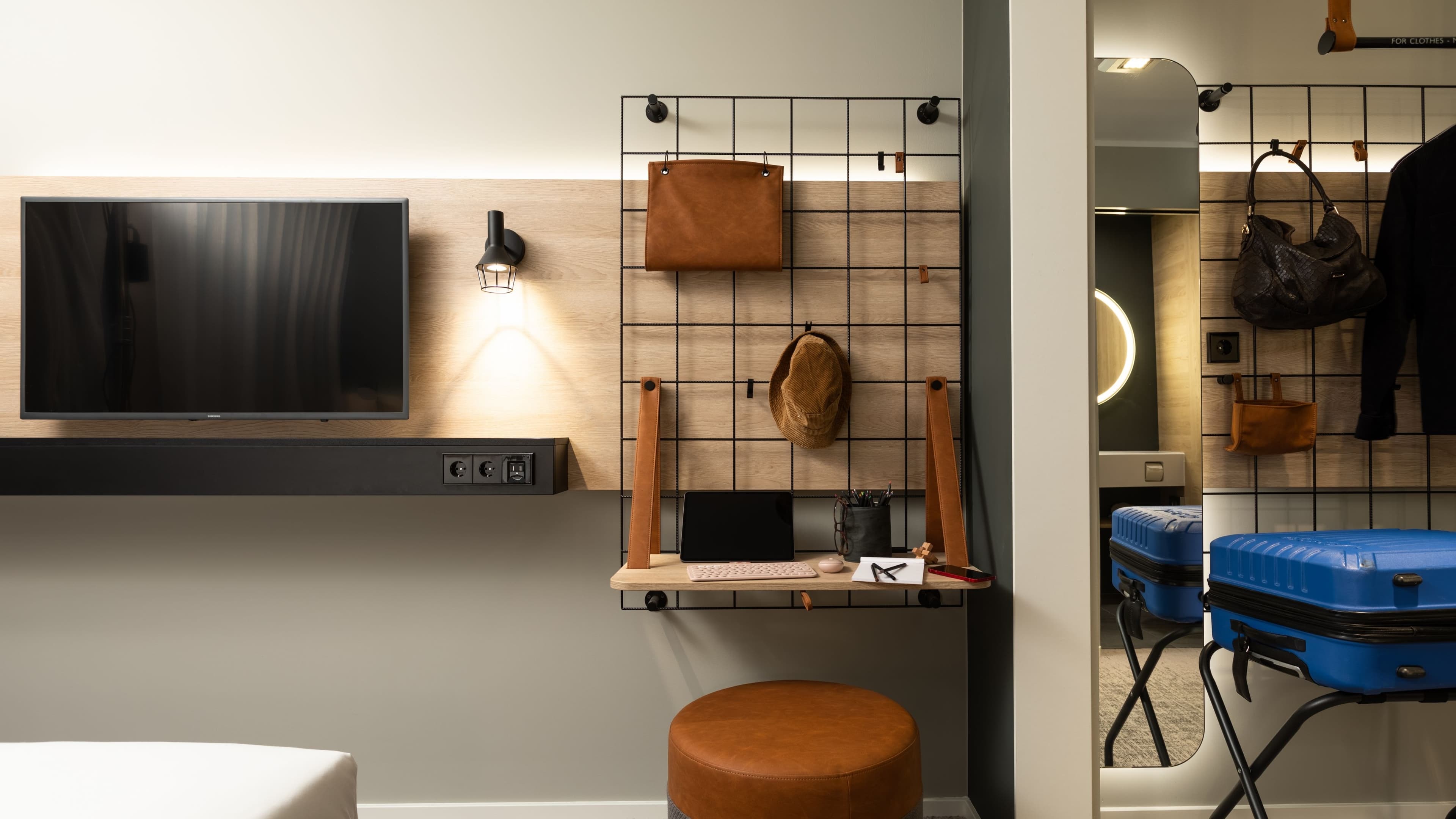 Moxy Queen Sleeper - Image 10