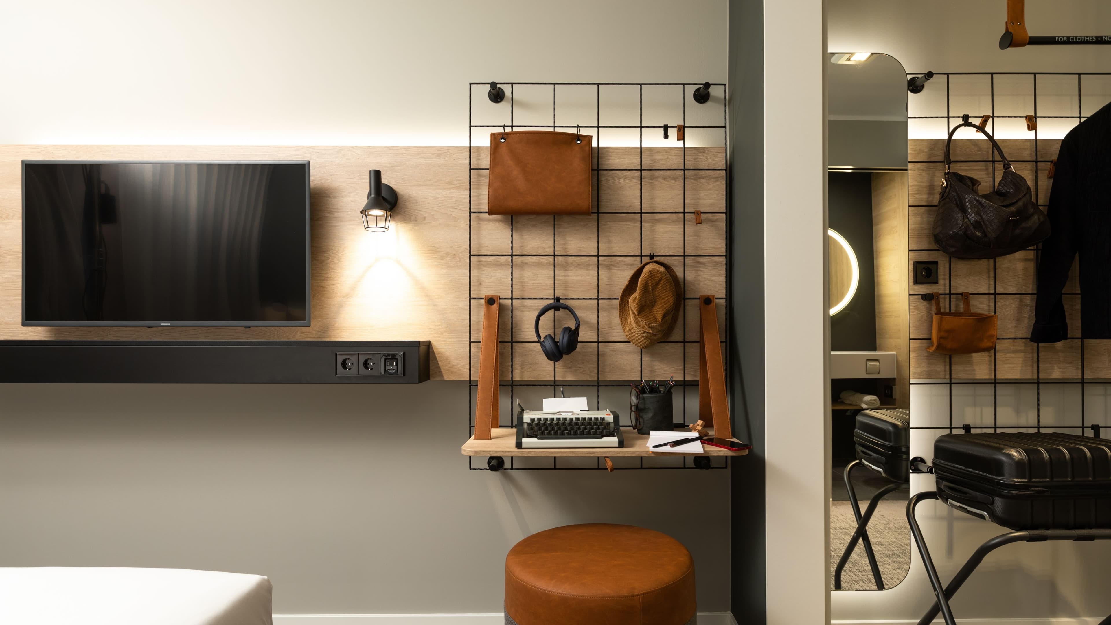 Moxy Queen Sleeper - Image 3