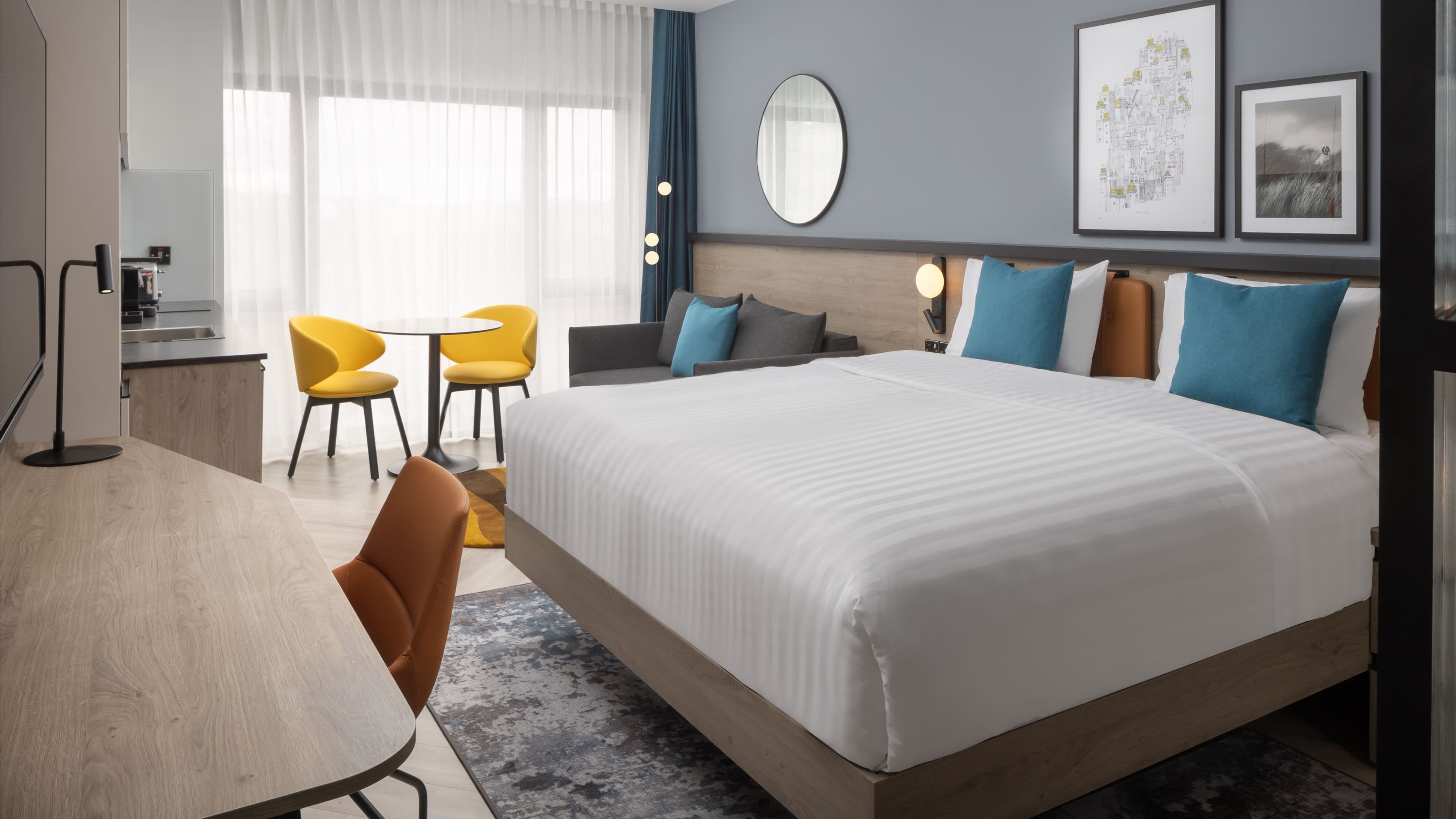 Accessible Studio Queen - Image 1