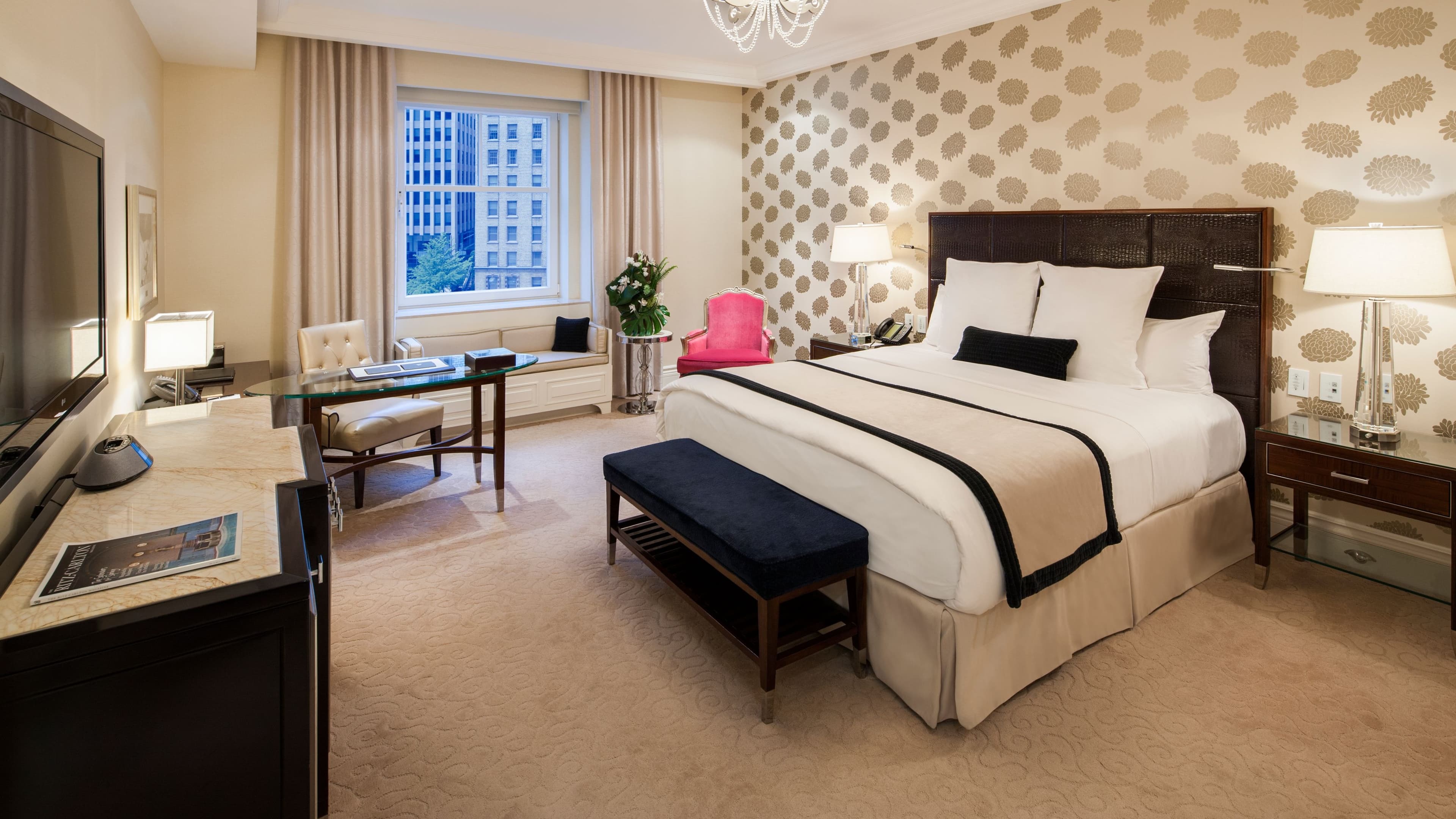 Deluxe King - Image 1