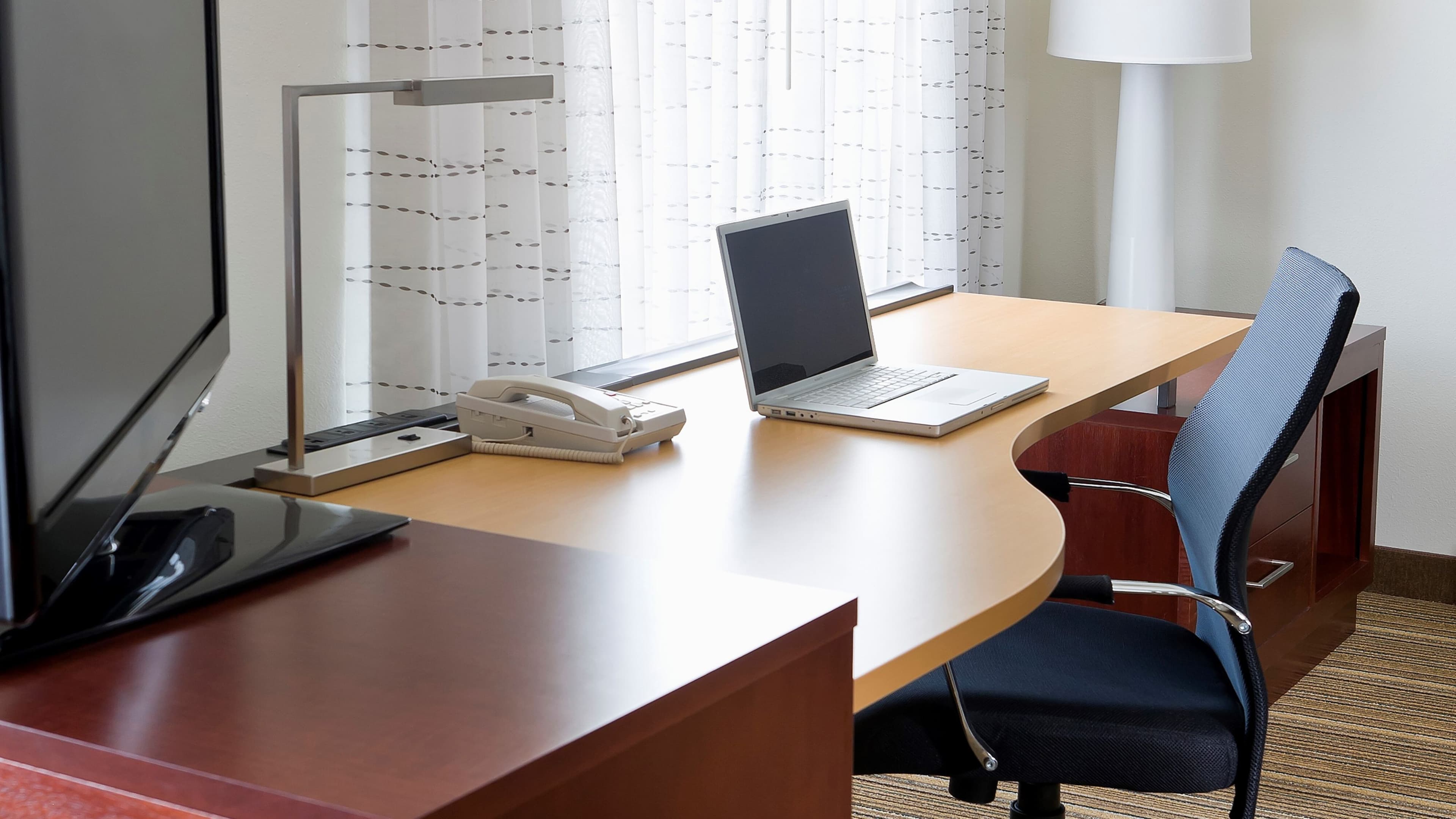 1 Bedroom Suite - Image 4