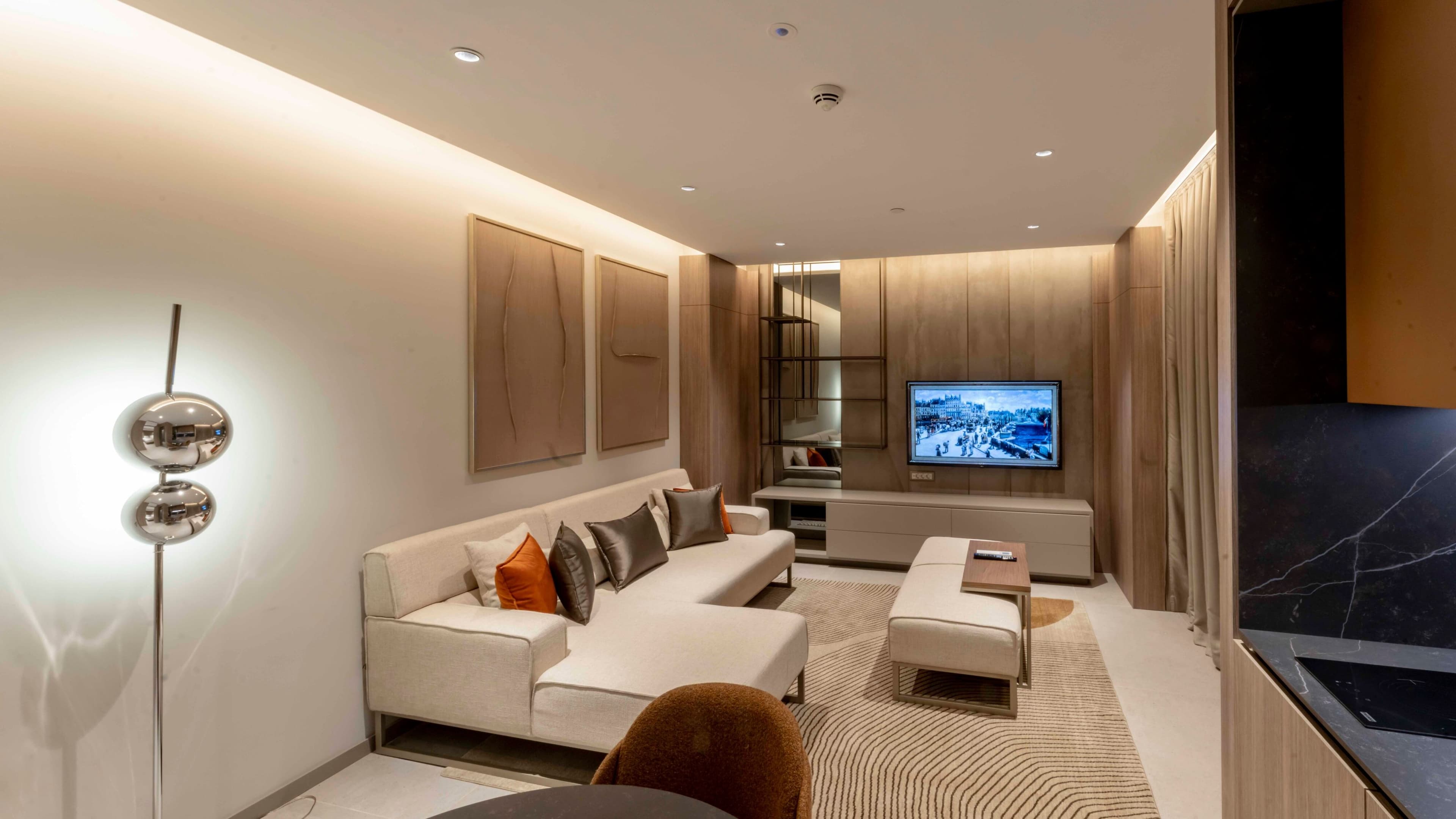 1 Bedroom Suite - Image 3