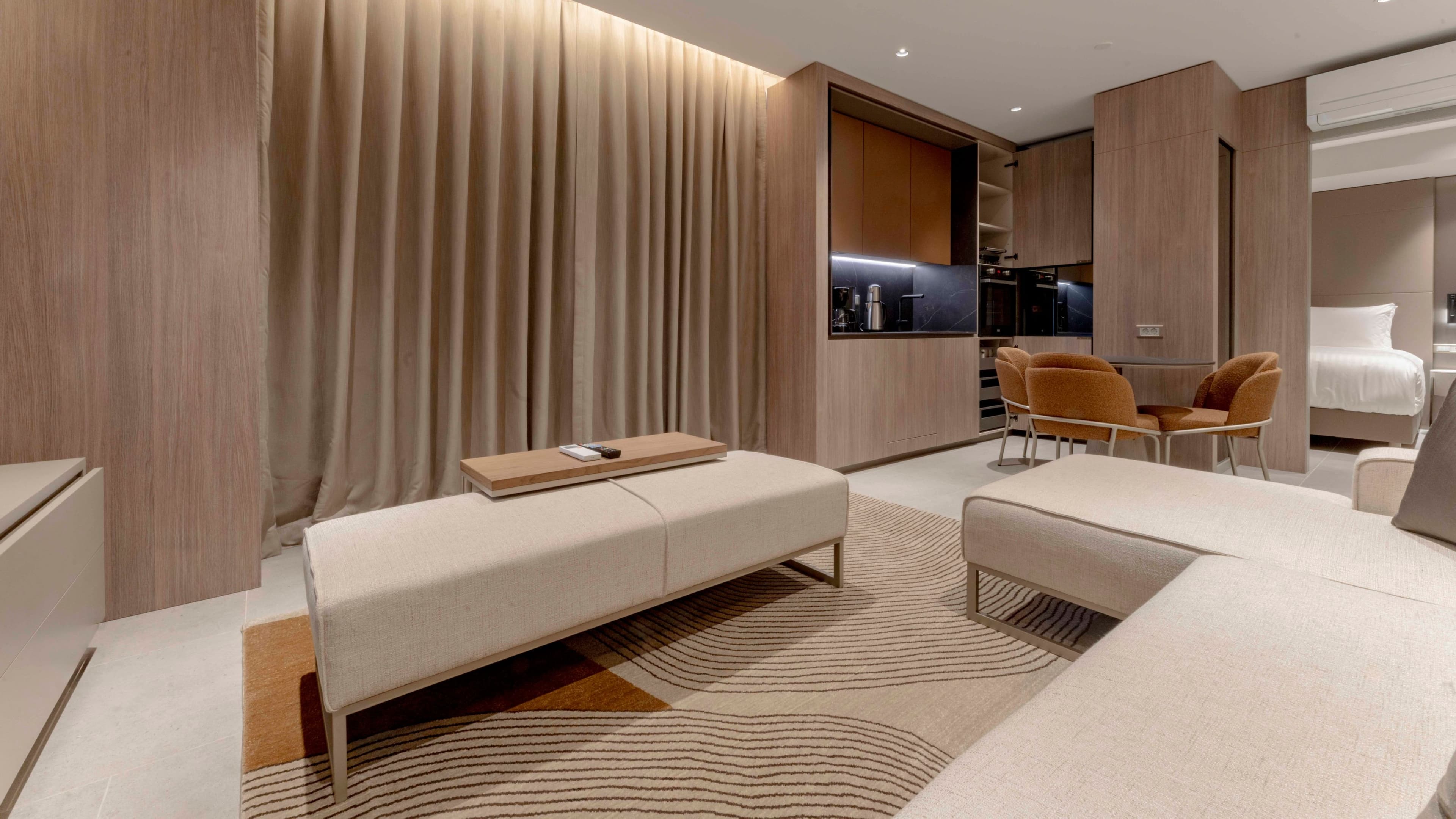 1 Bedroom Suite - Image 1