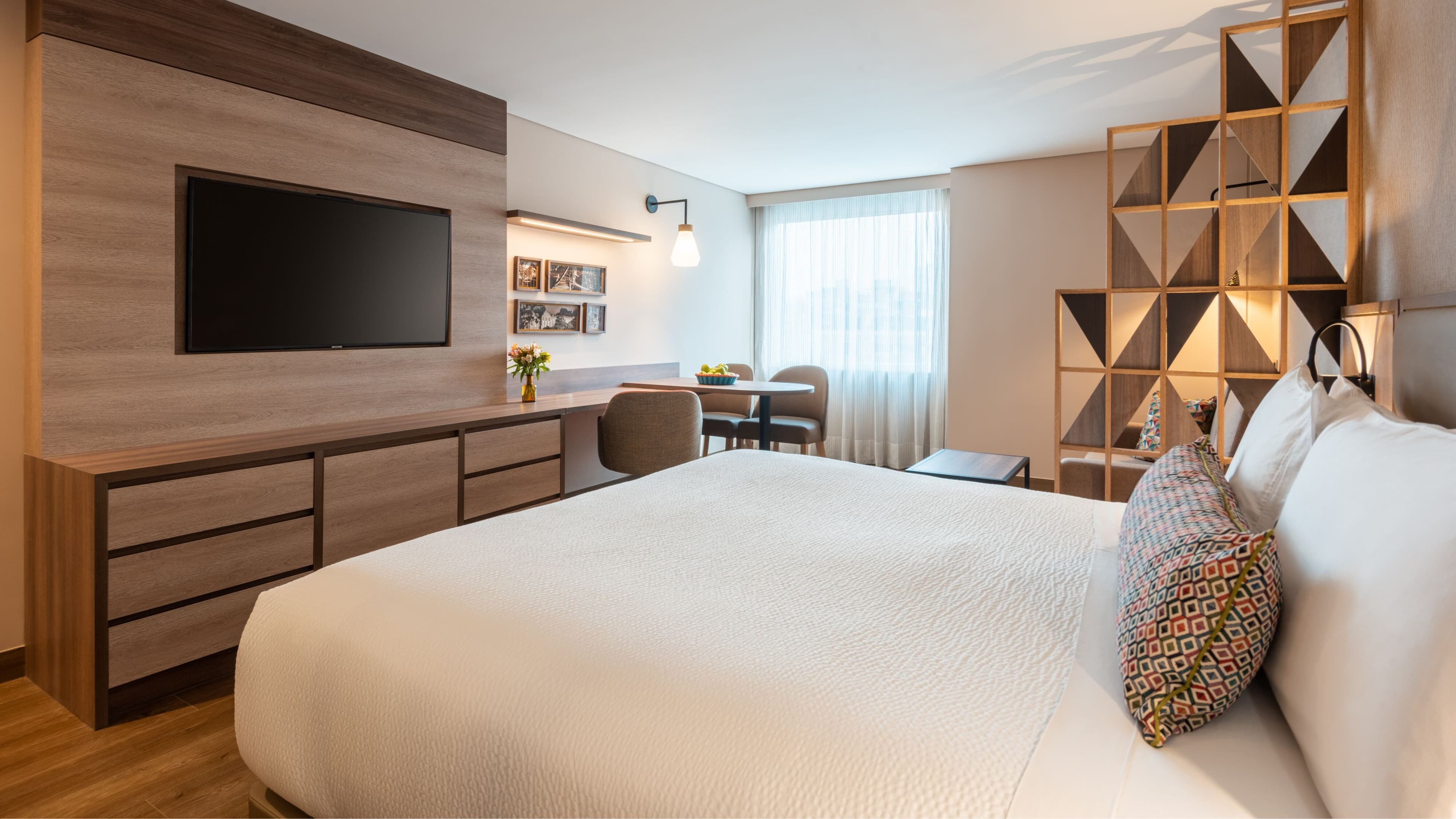 Studio Suite - Image 7