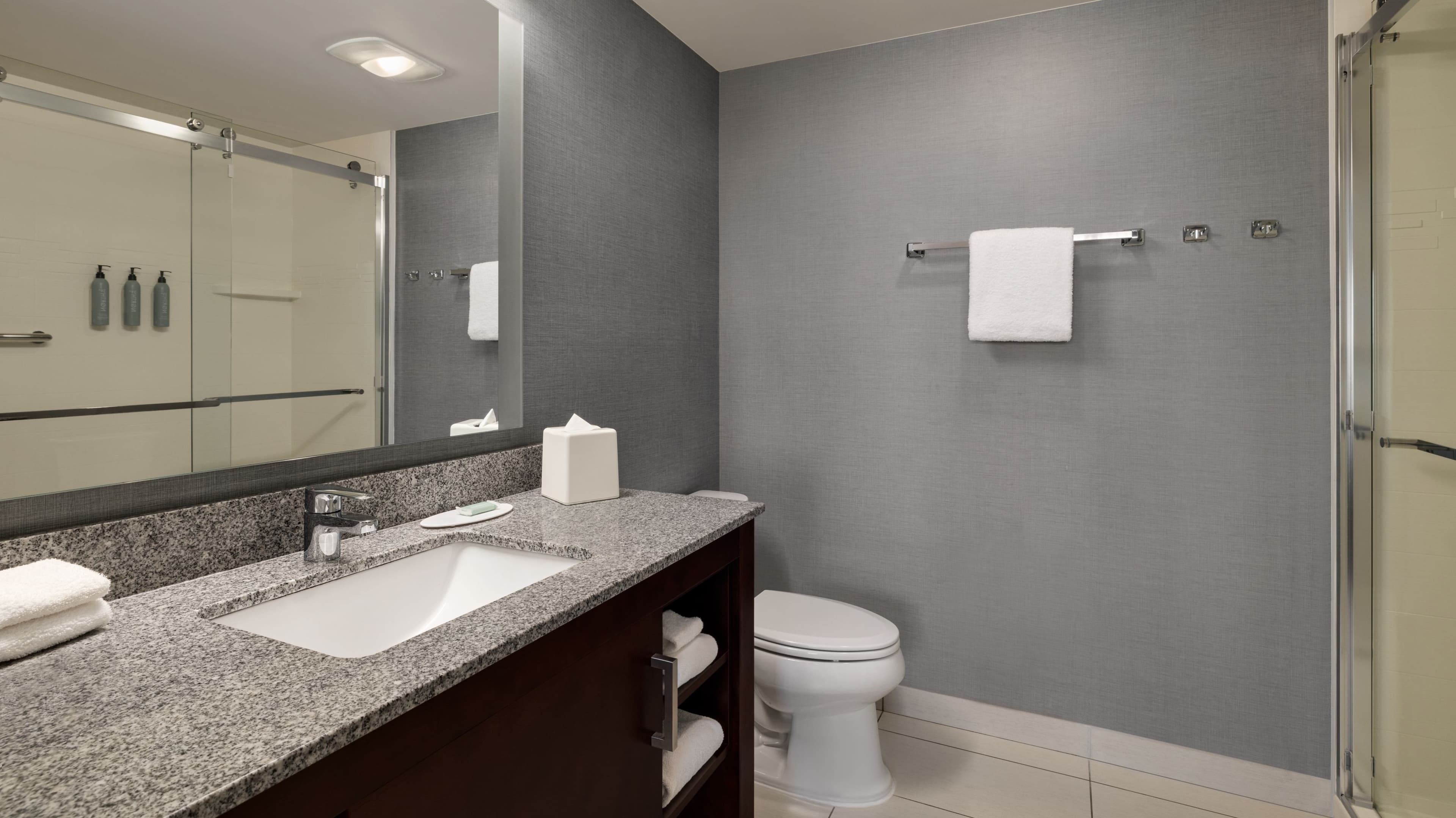 1 Bedroom Suite - Image 6