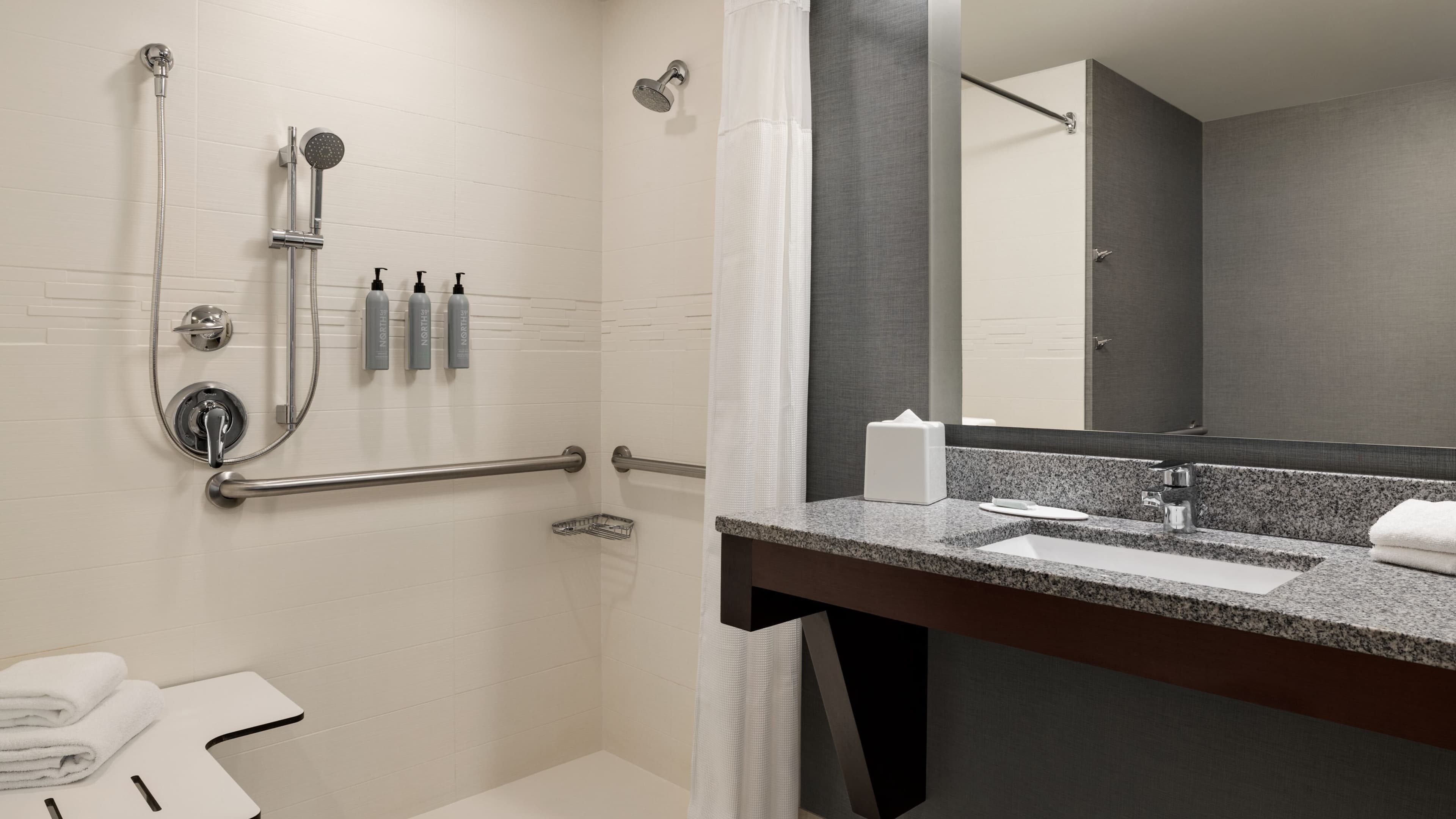 1 Bedroom Suite - Image 8