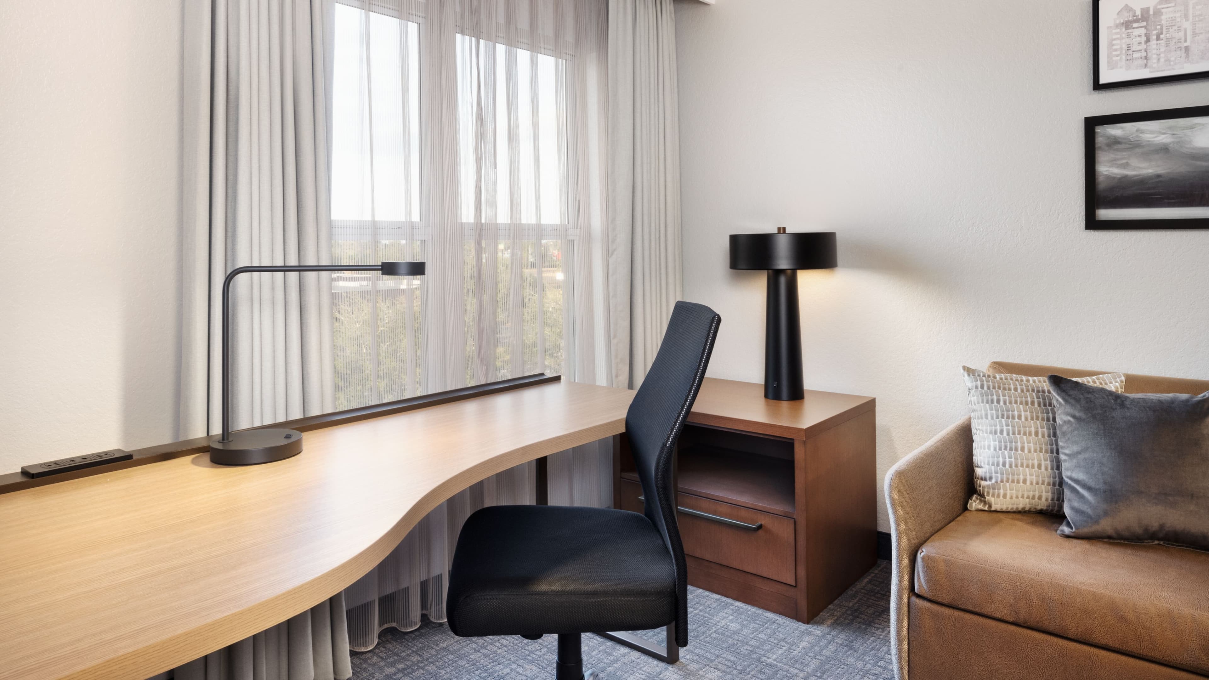 1 Bedroom Suite - Image 3