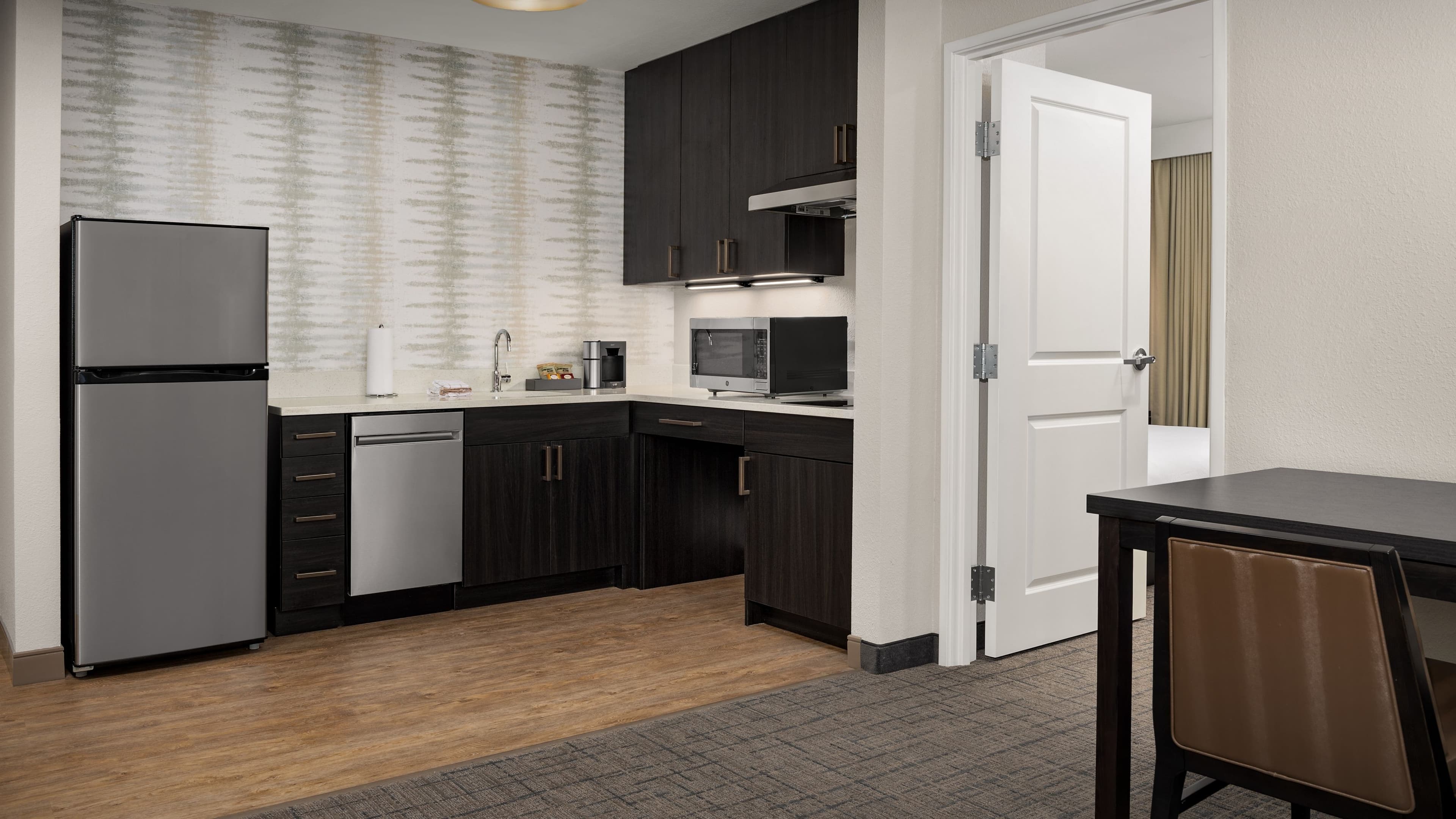 1 Bedroom Suite - Image 5