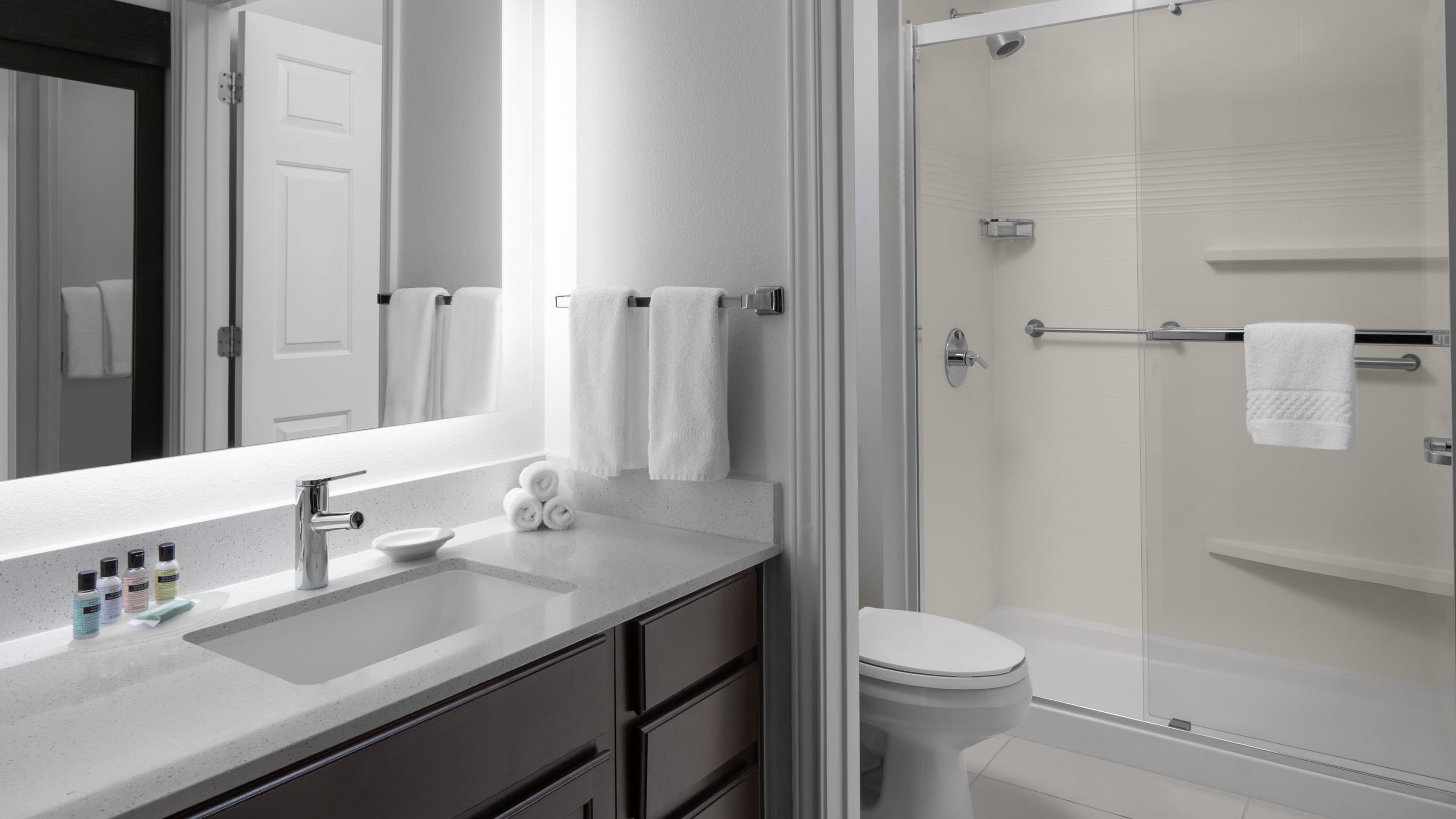 1 Bedroom Suite - Image 7