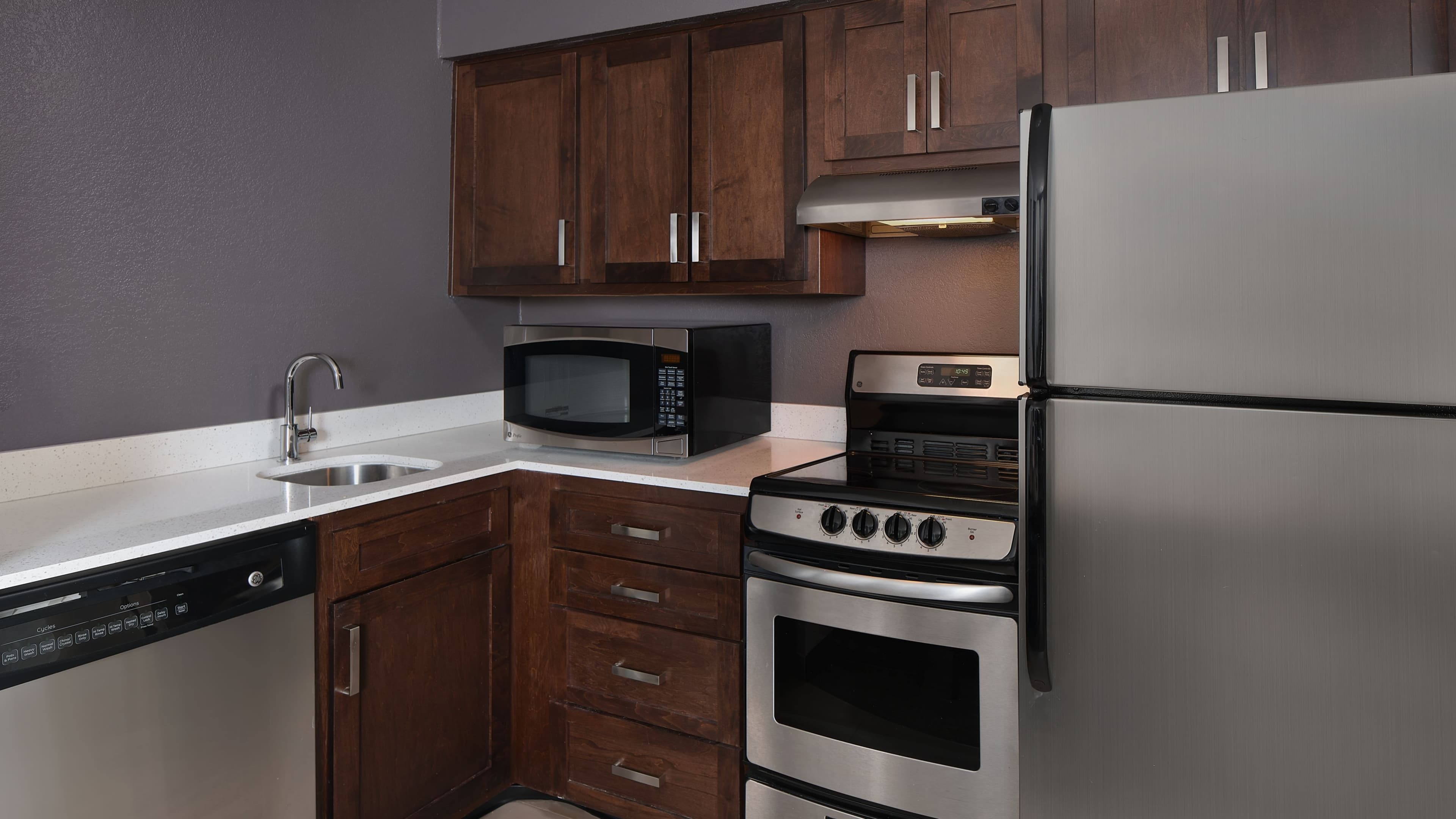 1 Bedroom Suite - Image 4