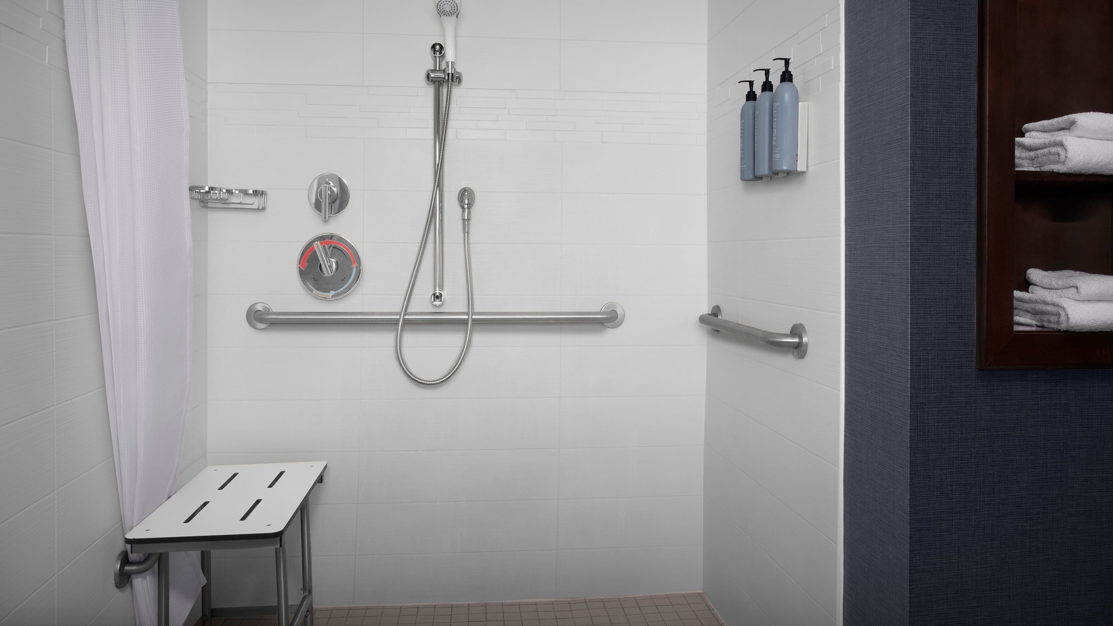 1 Bedroom Suite - Image 8