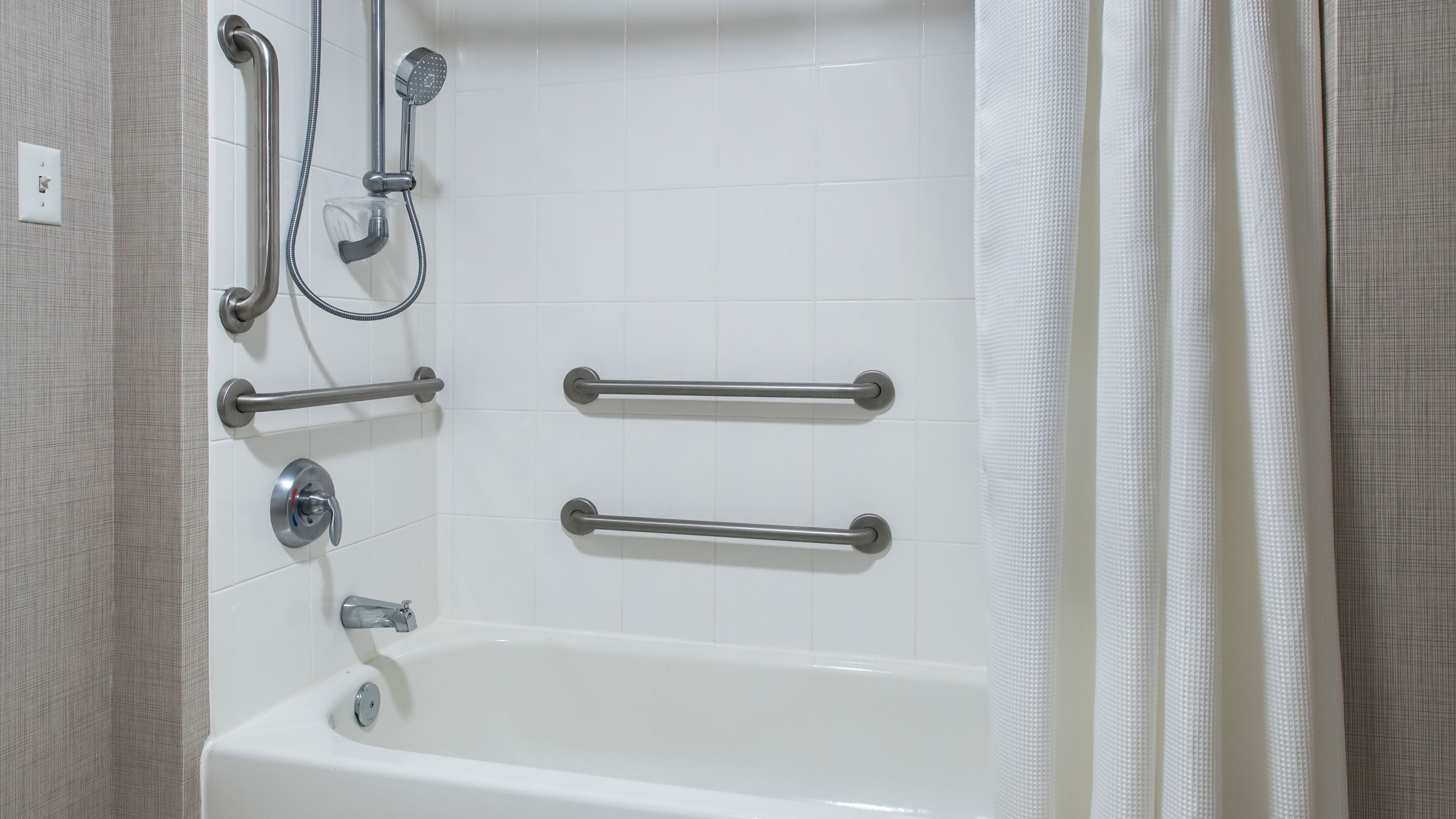 Studio King - Image 6