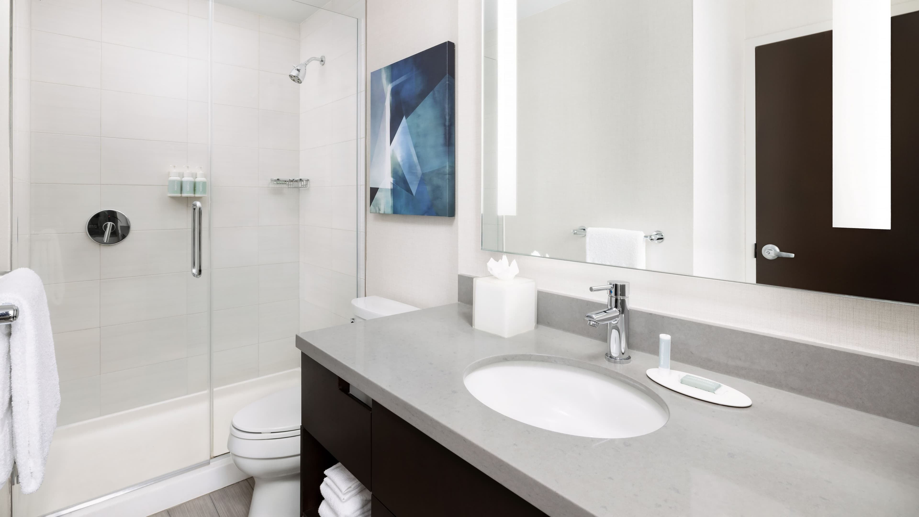 Executive Studio - Image 8