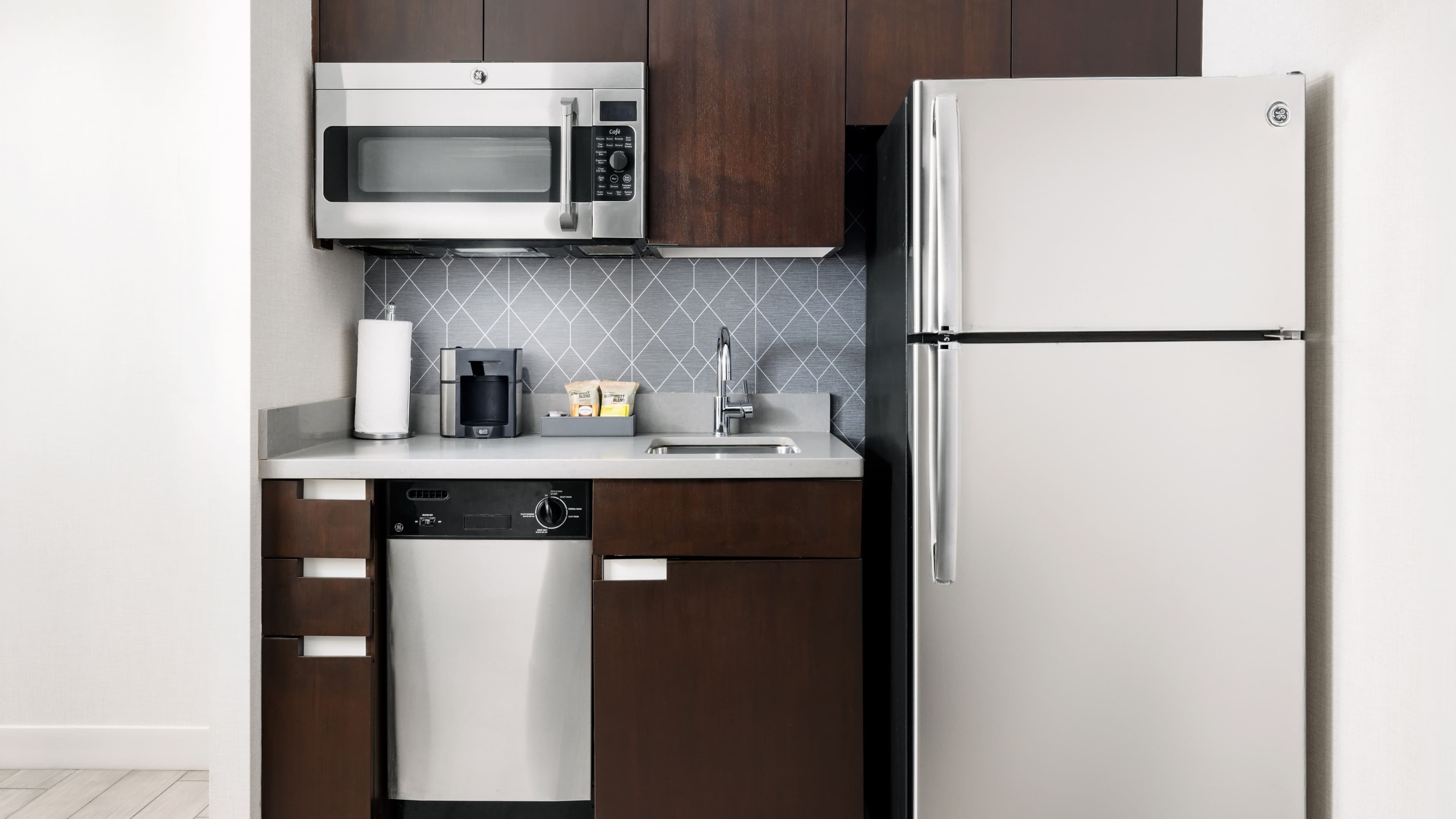 Executive Studio - Image 2