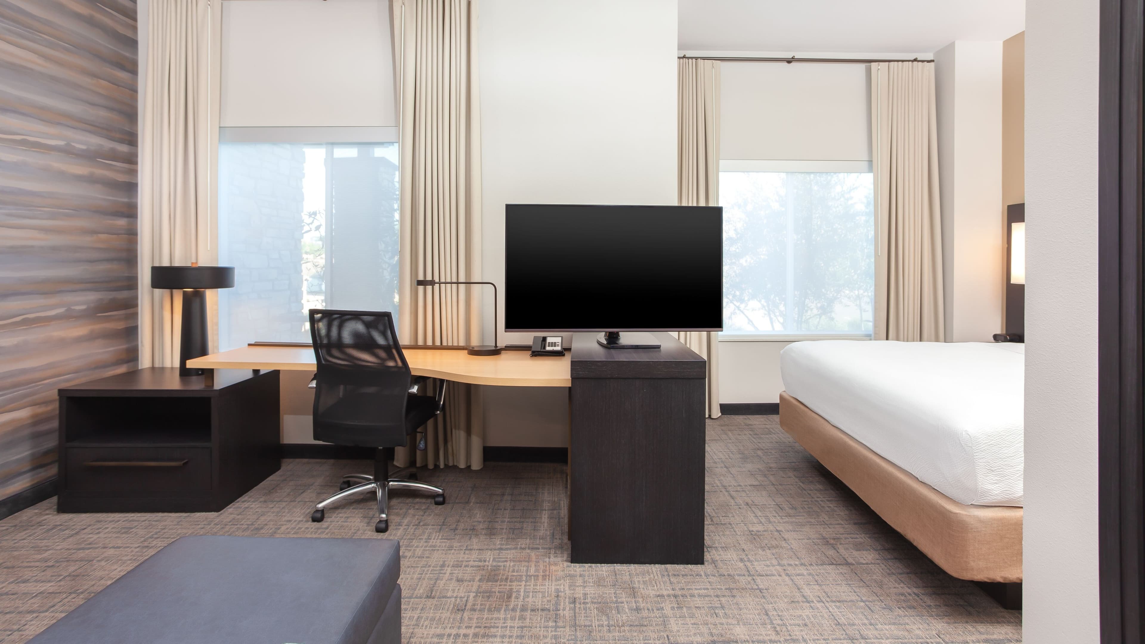 Studio Suite - Image 2