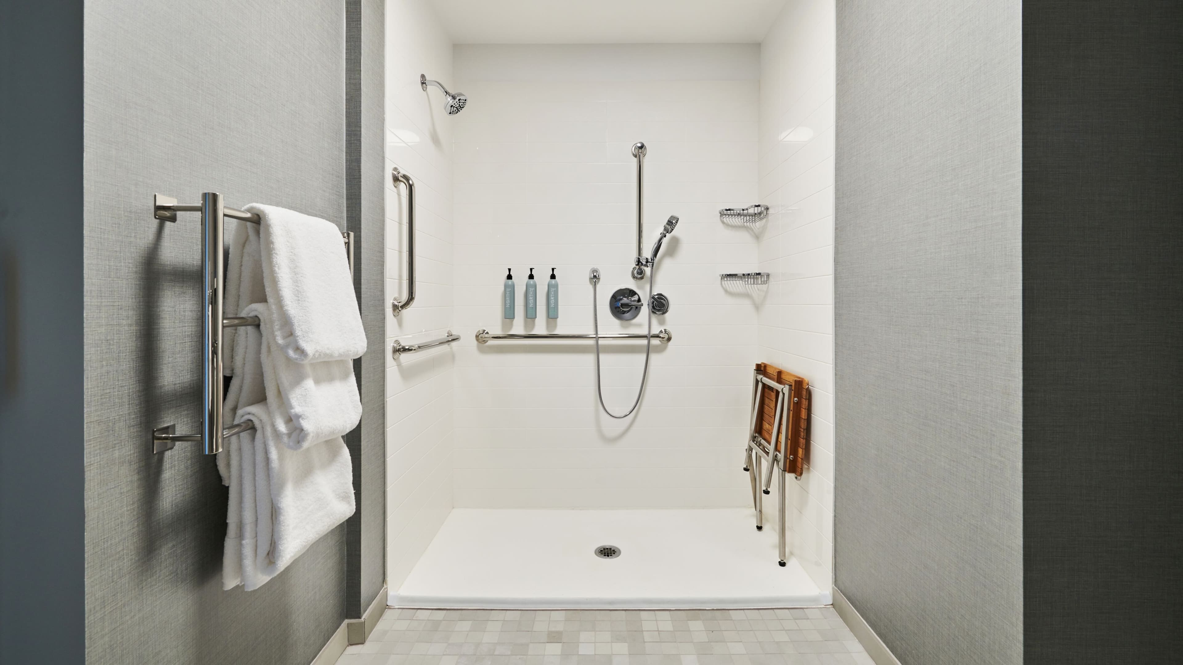 1 Bedroom Suite - Image 11