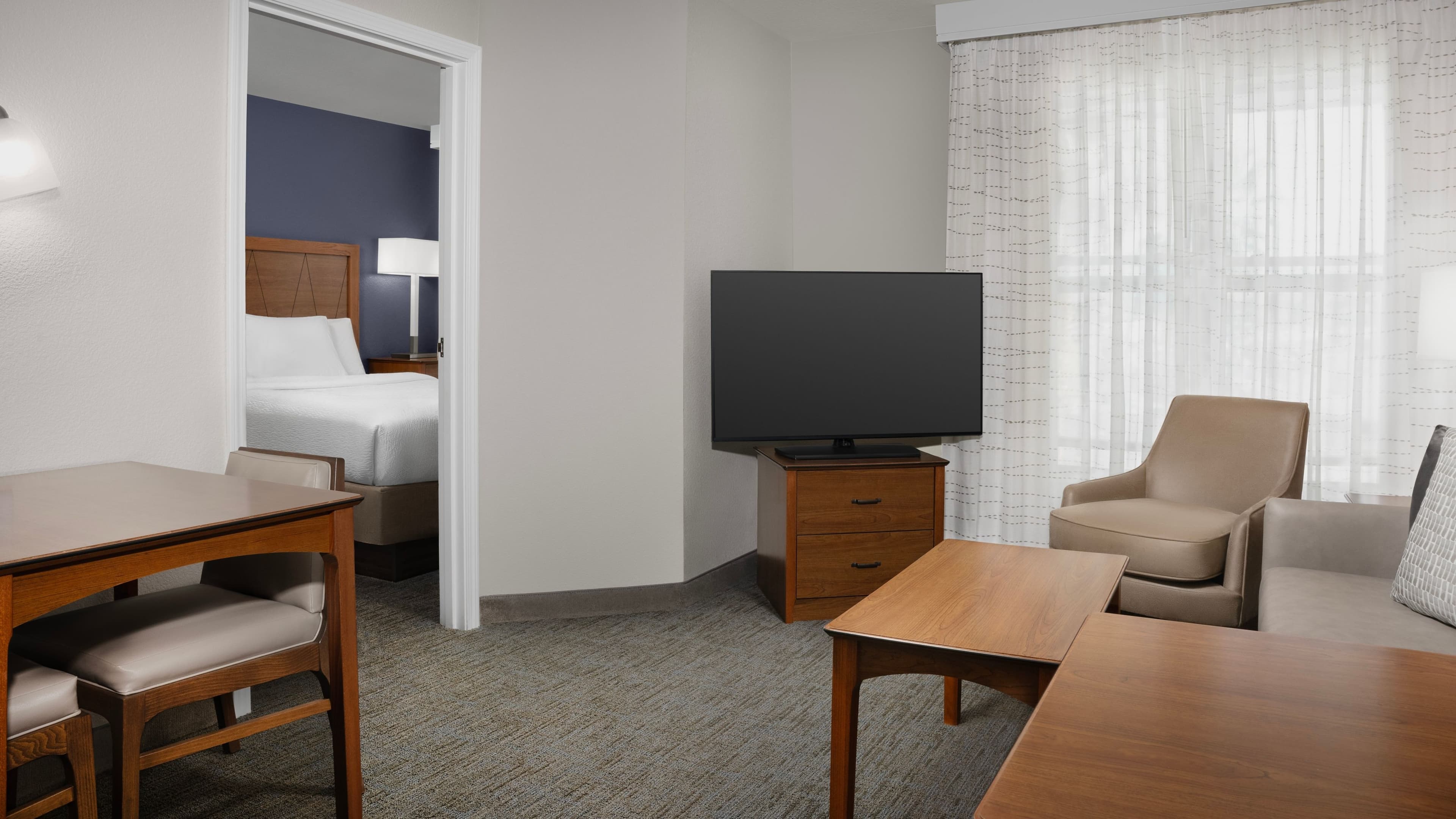 1 Bedroom Suite - Image 1