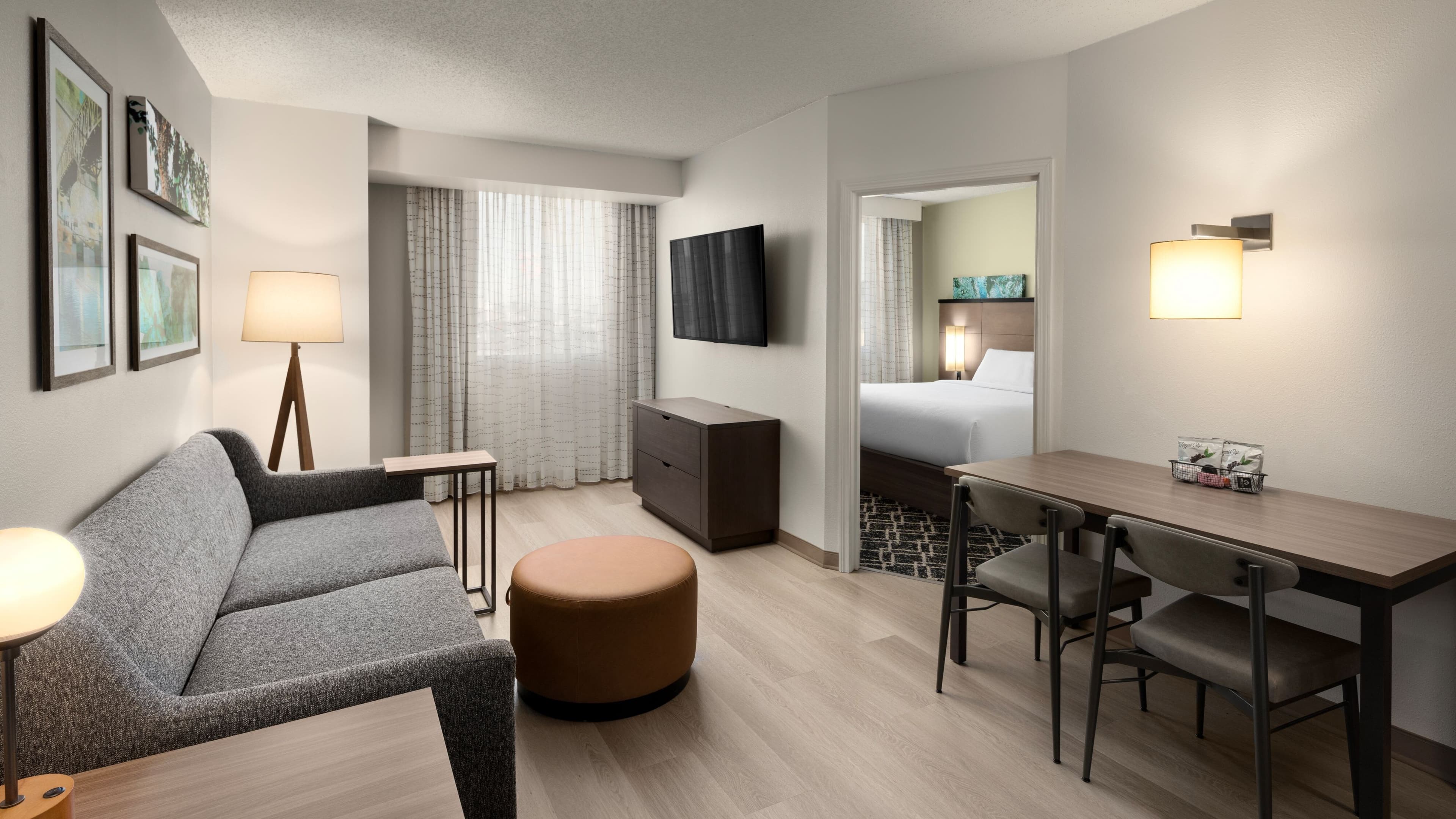 1 Bedroom Suite - Image 1