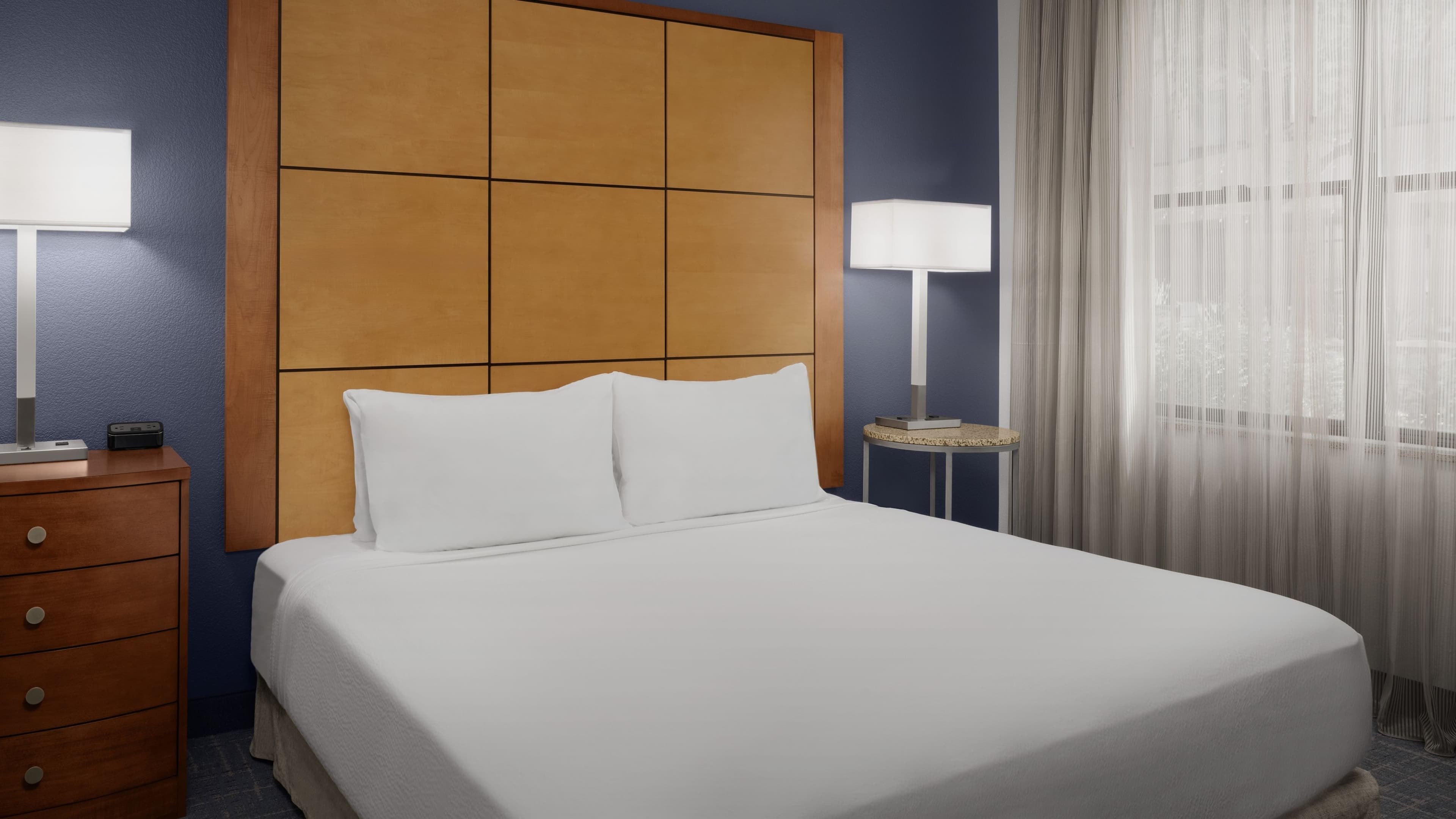 1 Bedroom Suite - Image 4