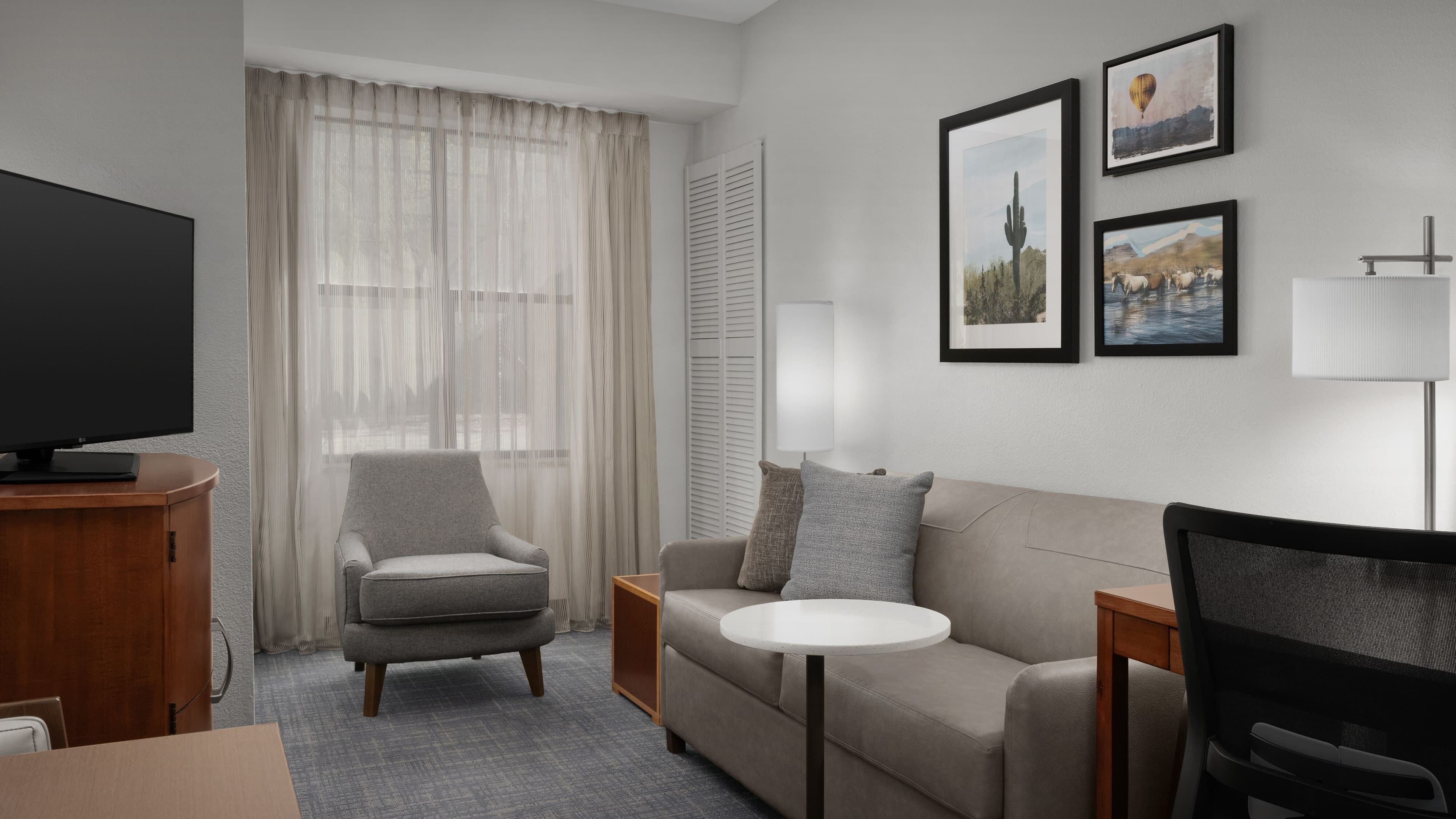1 Bedroom Suite - Image 6