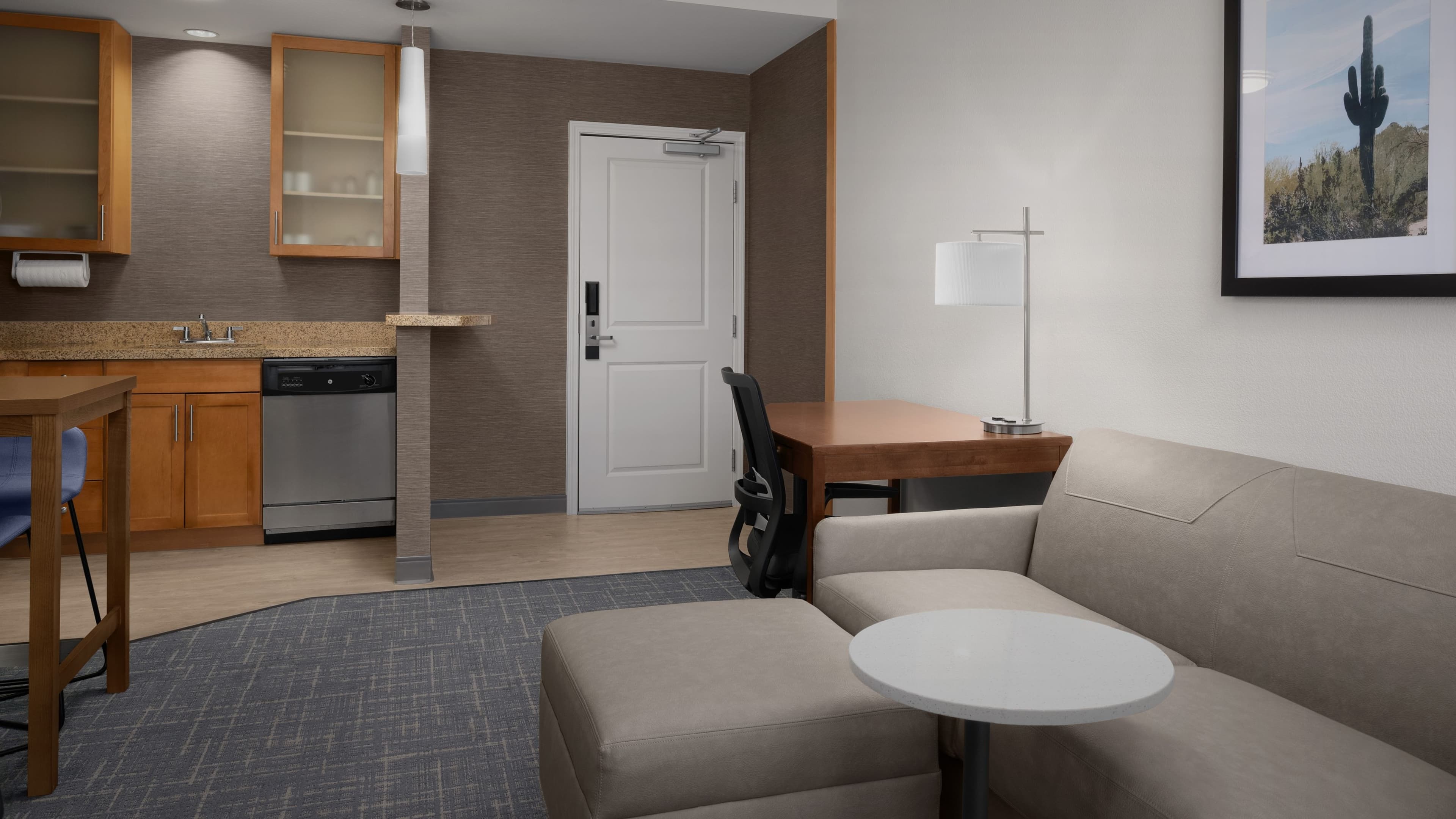 1 Bedroom Suite - Image 5