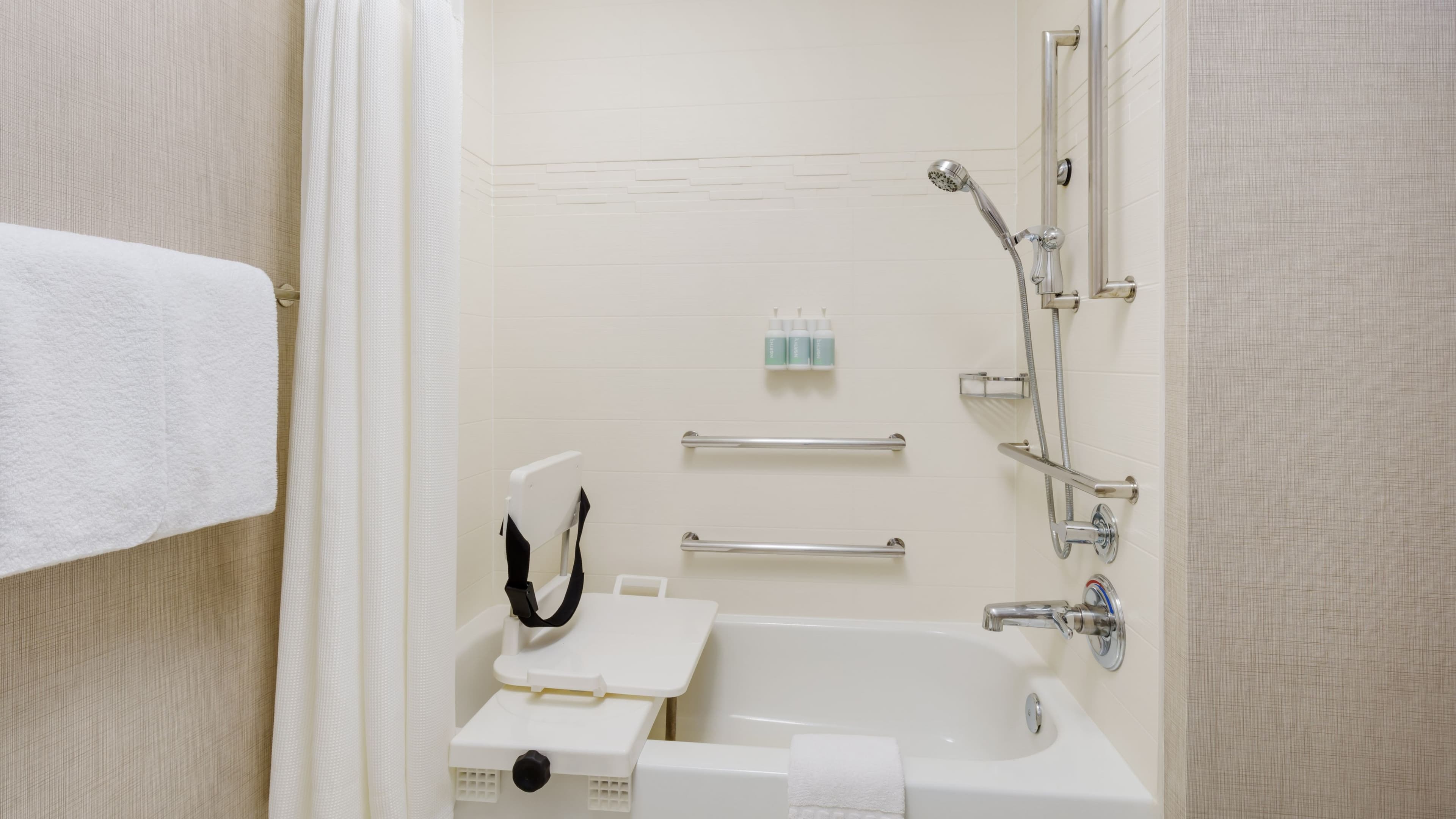 1 Bedroom Suite - Image 10