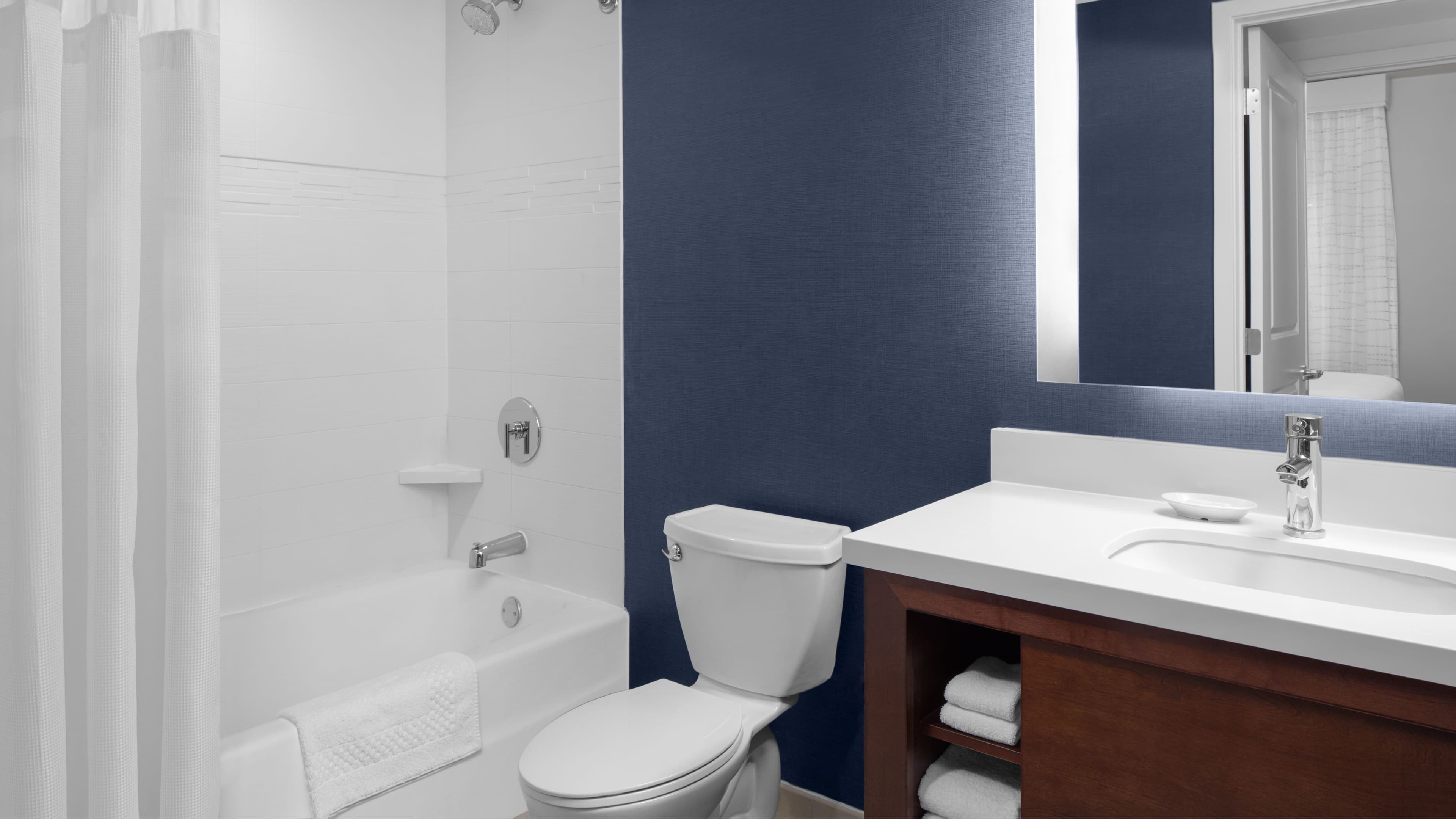 1 Bedroom Suite - Image 7