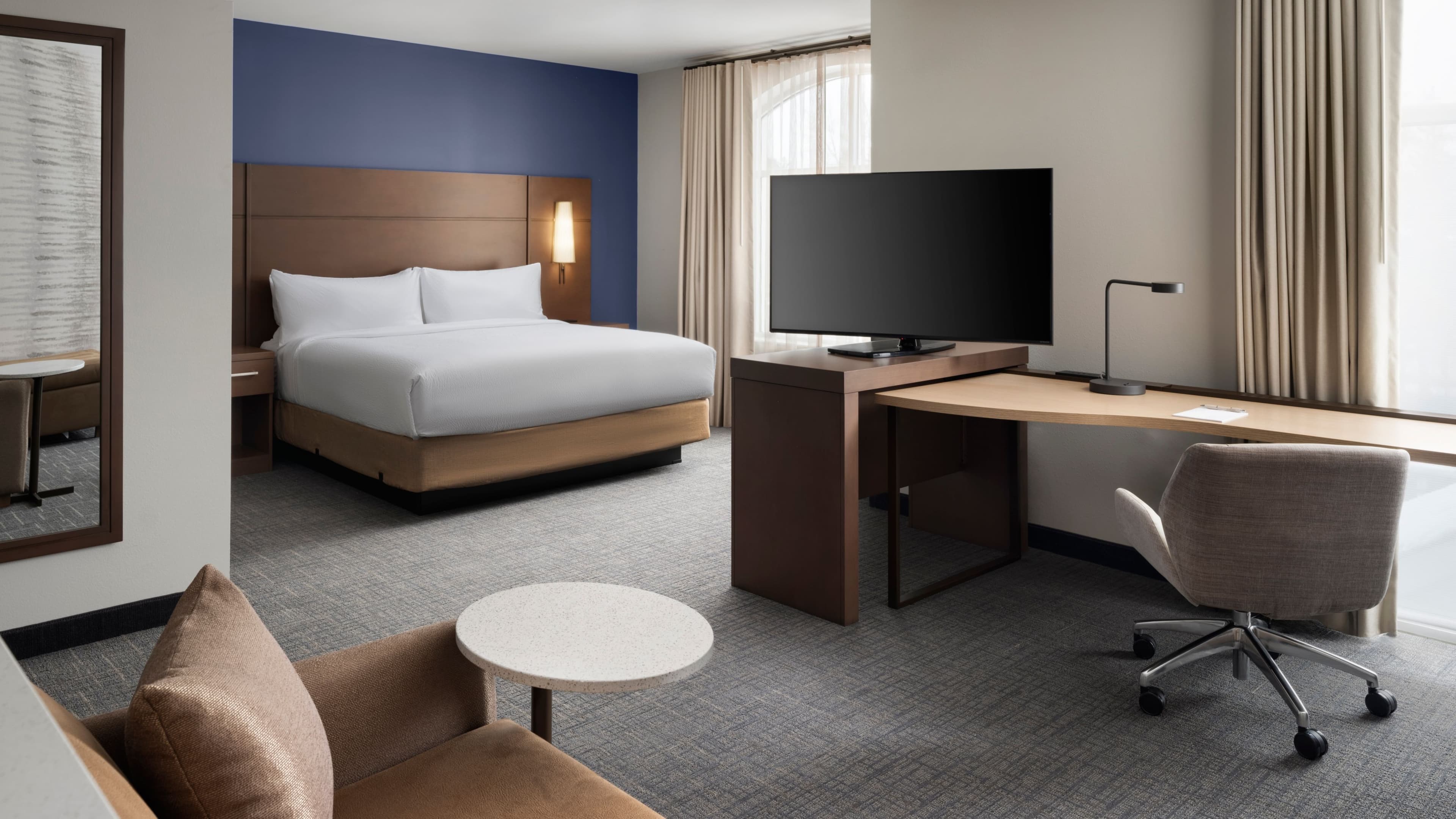 Studio Suite - Image 1