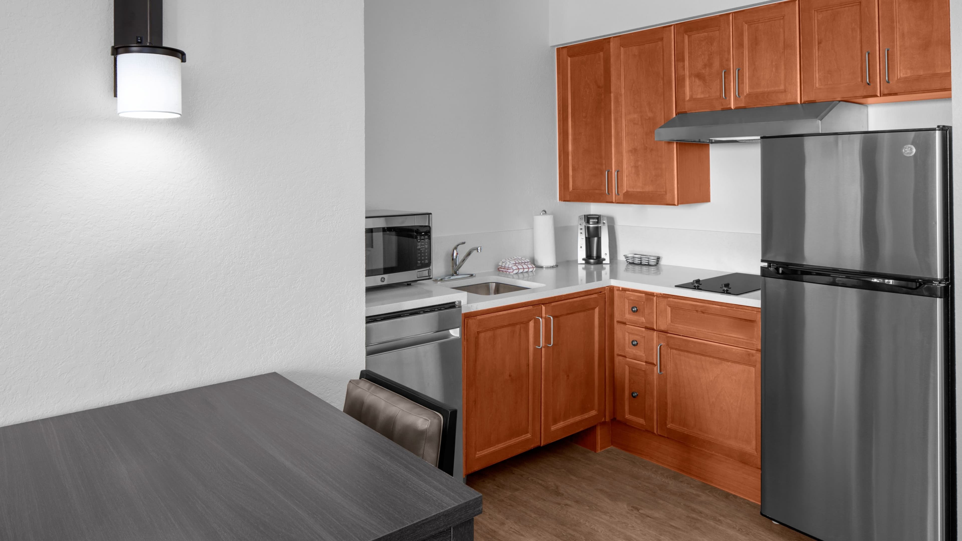 Larger Studio - Image 4