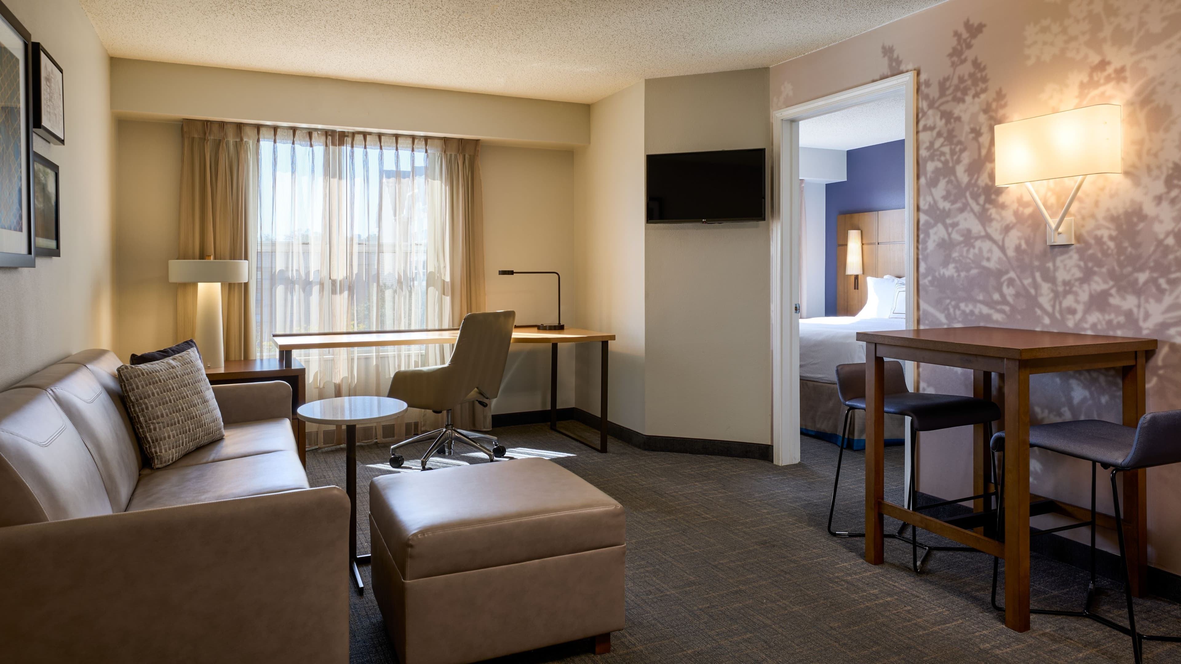 1 Bedroom Suite - Image 3