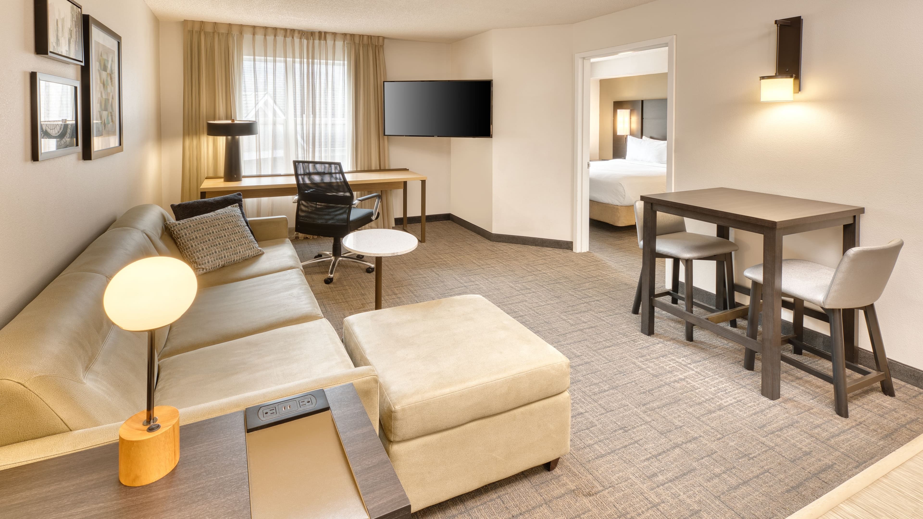 One Bedroom Suite - Image 1