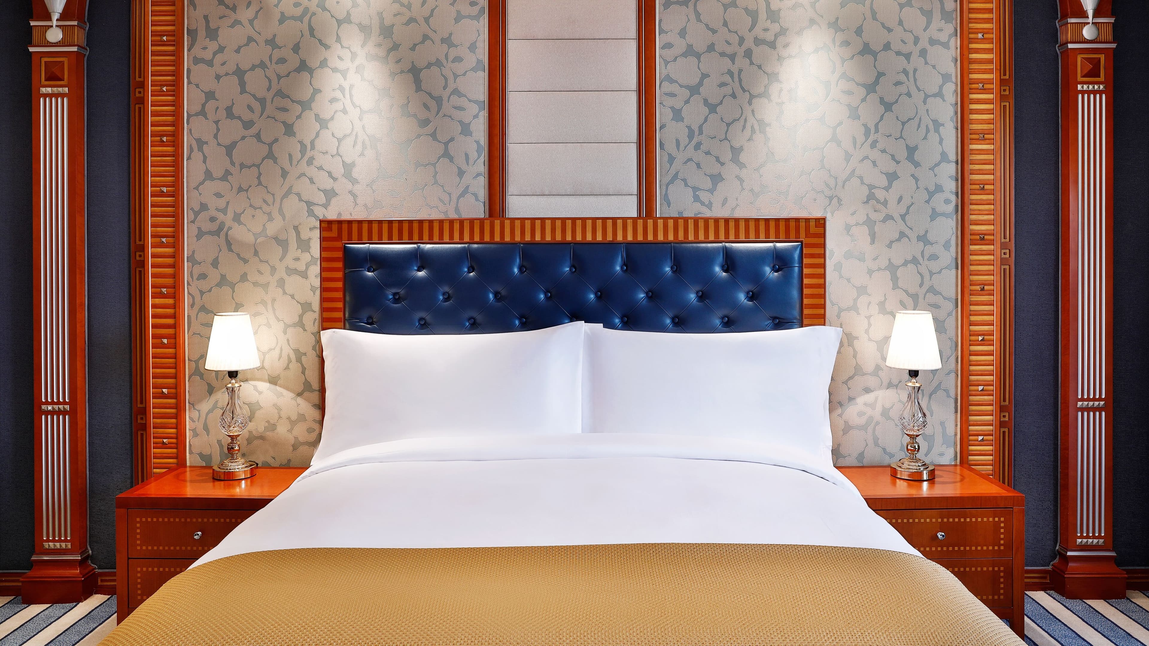 Deluxe Guest room - Image 3