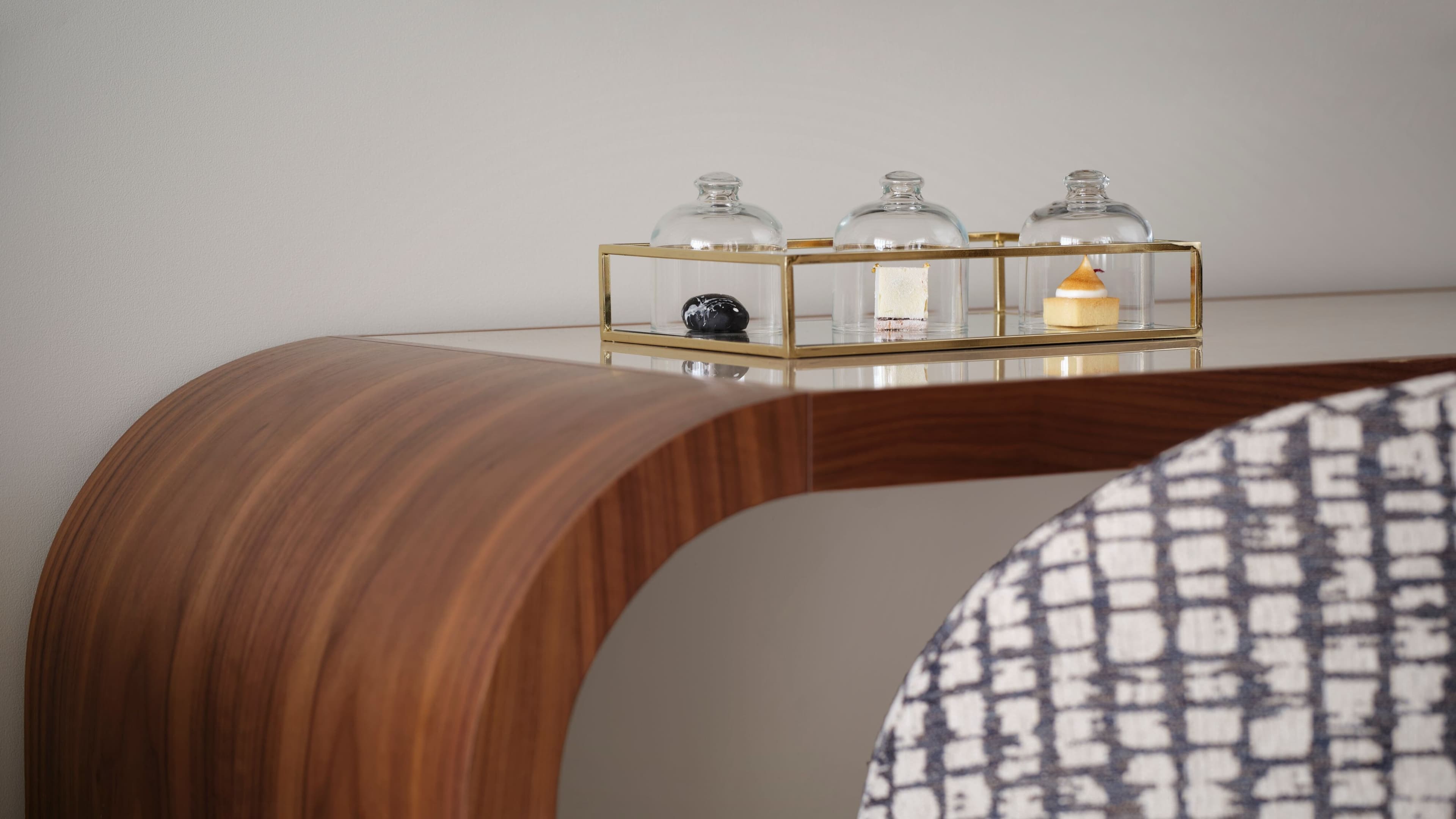 Deluxe Room - Image 5