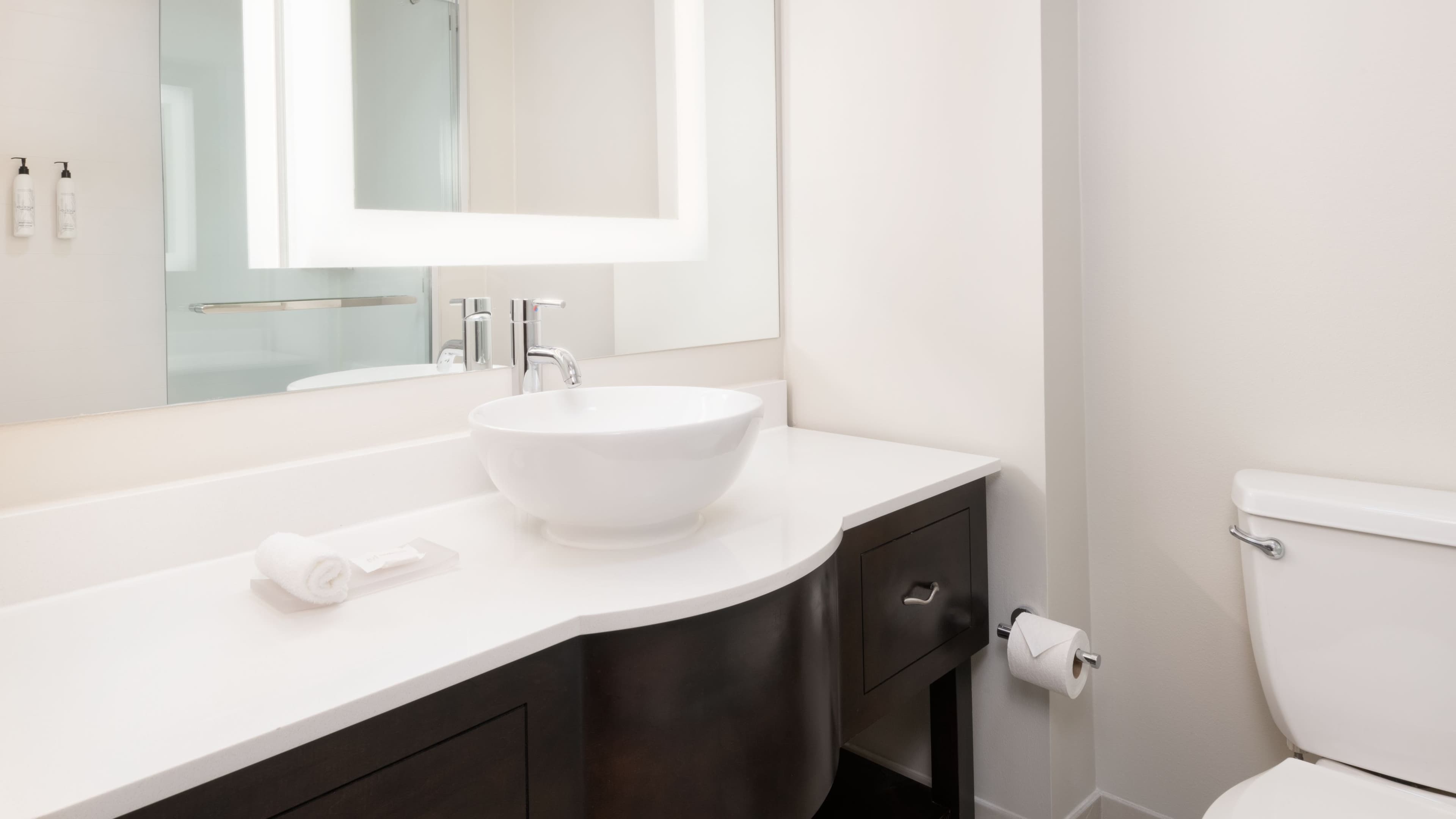 King Suite - Image 6