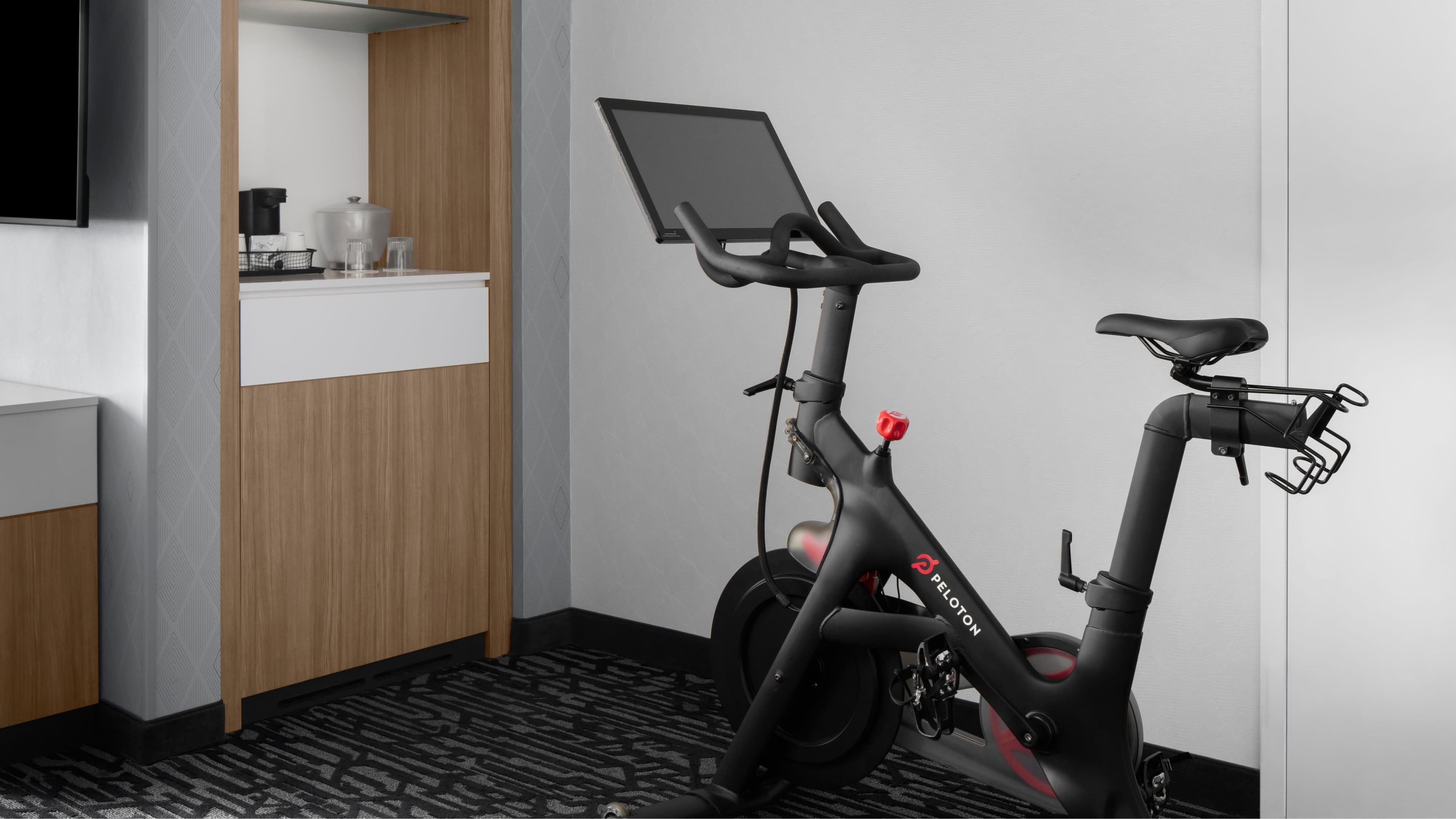 2 Queens Trundle Bed - Image 7