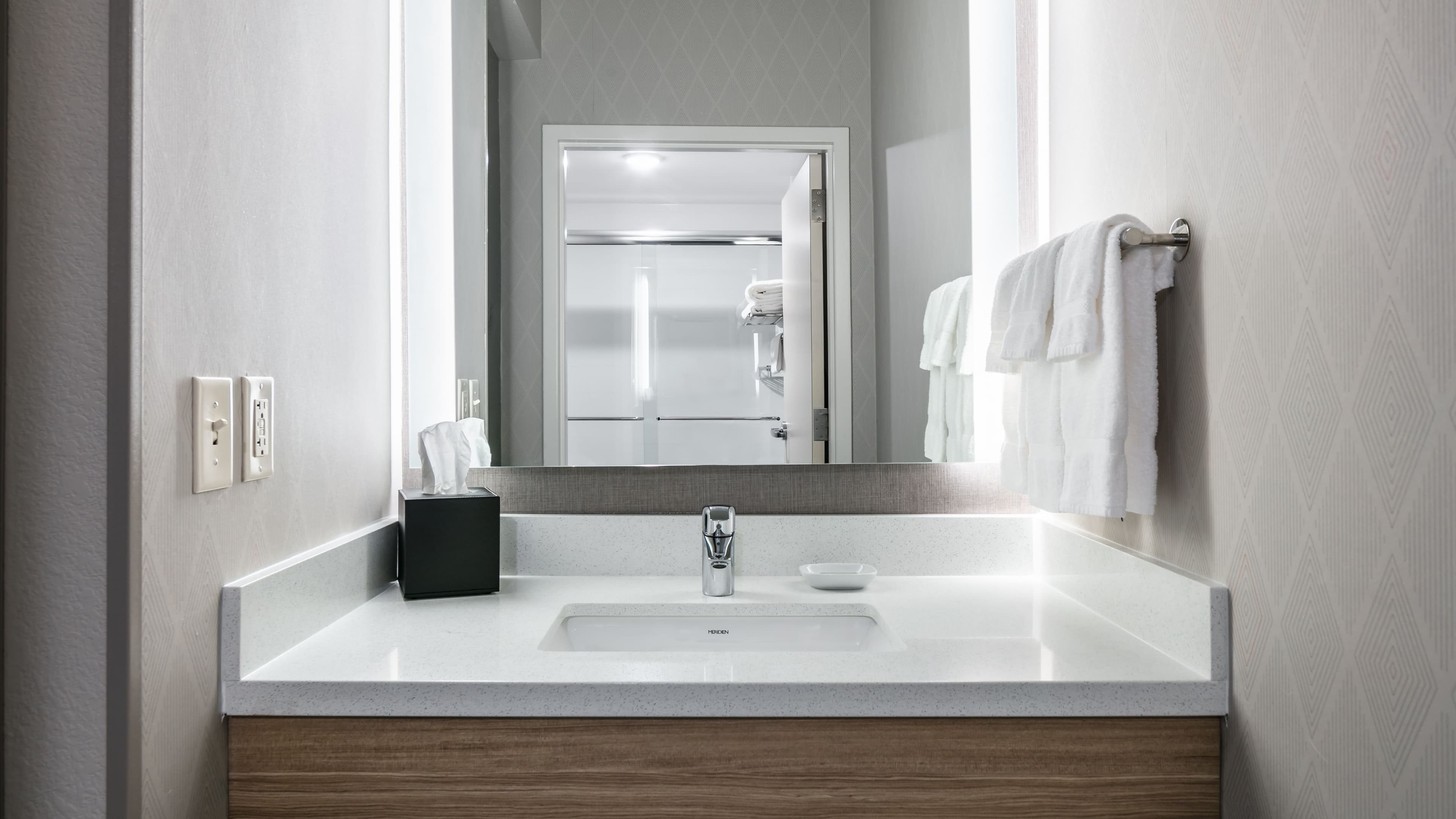 Larger Studio - Image 5