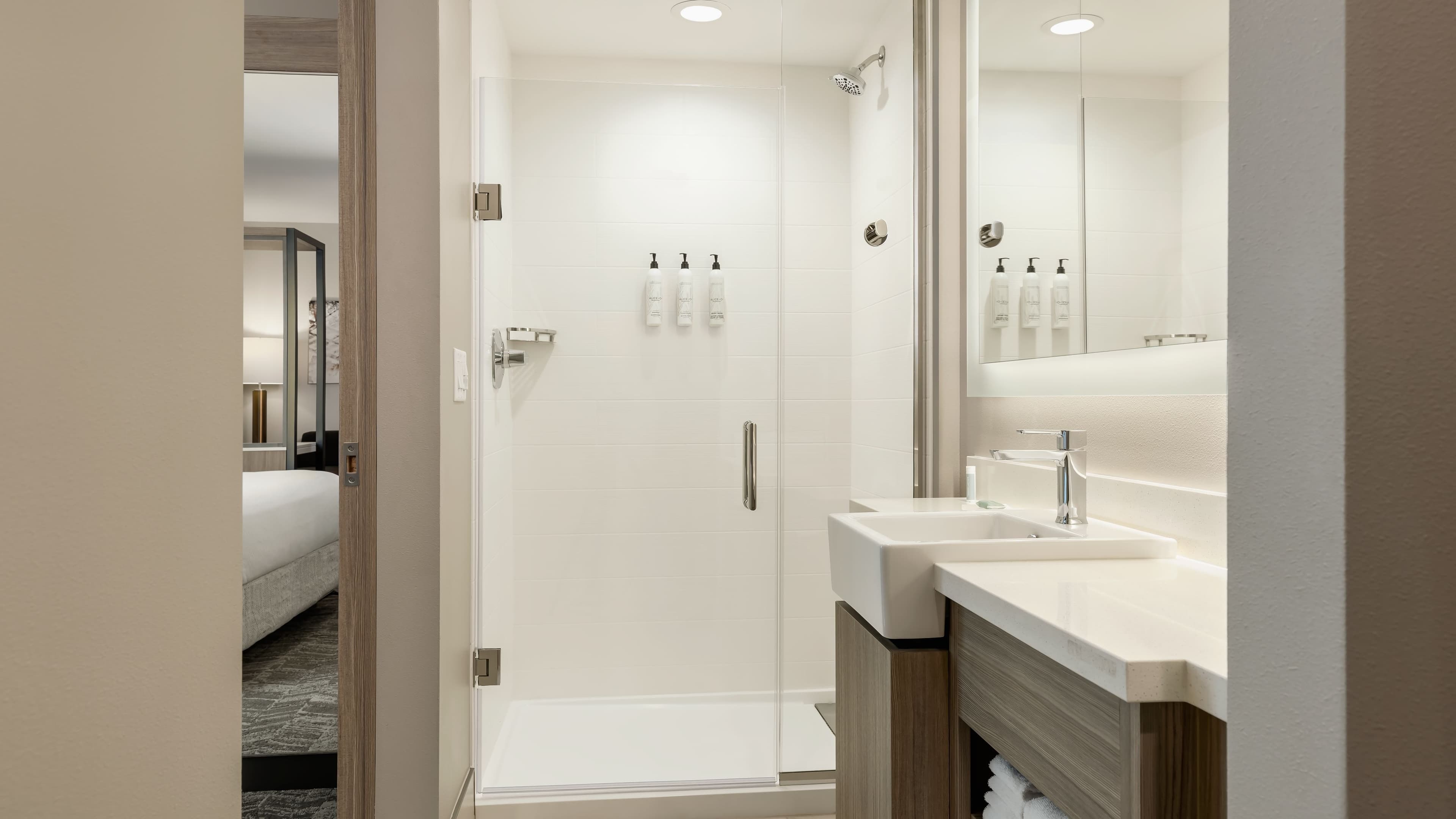 Studio Suite - Image 6