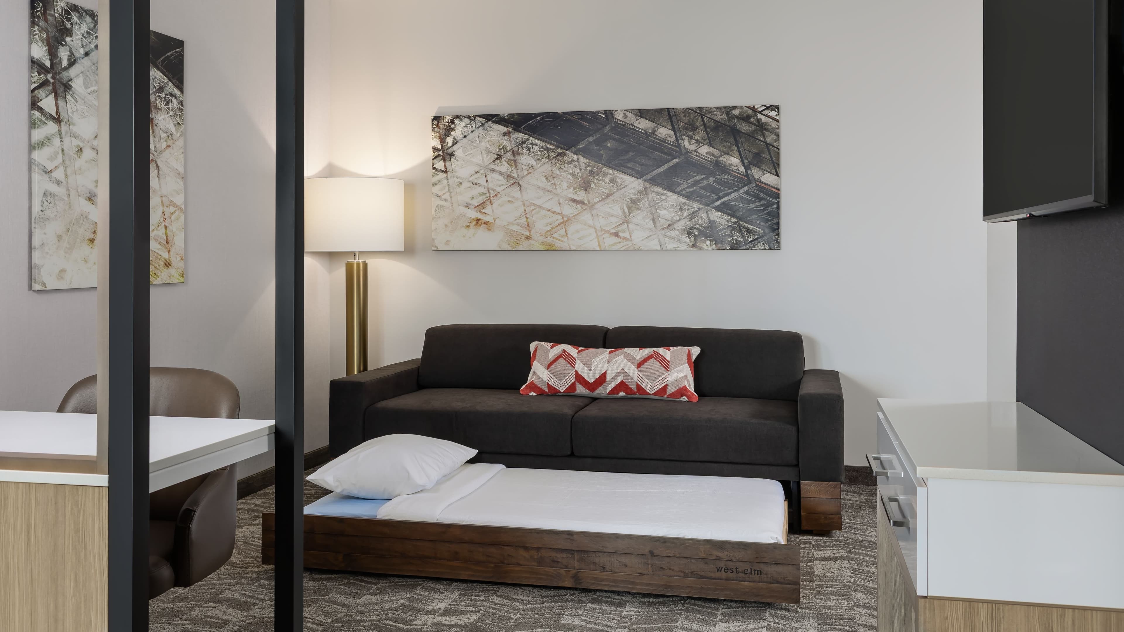 Studio Suite - Image 3