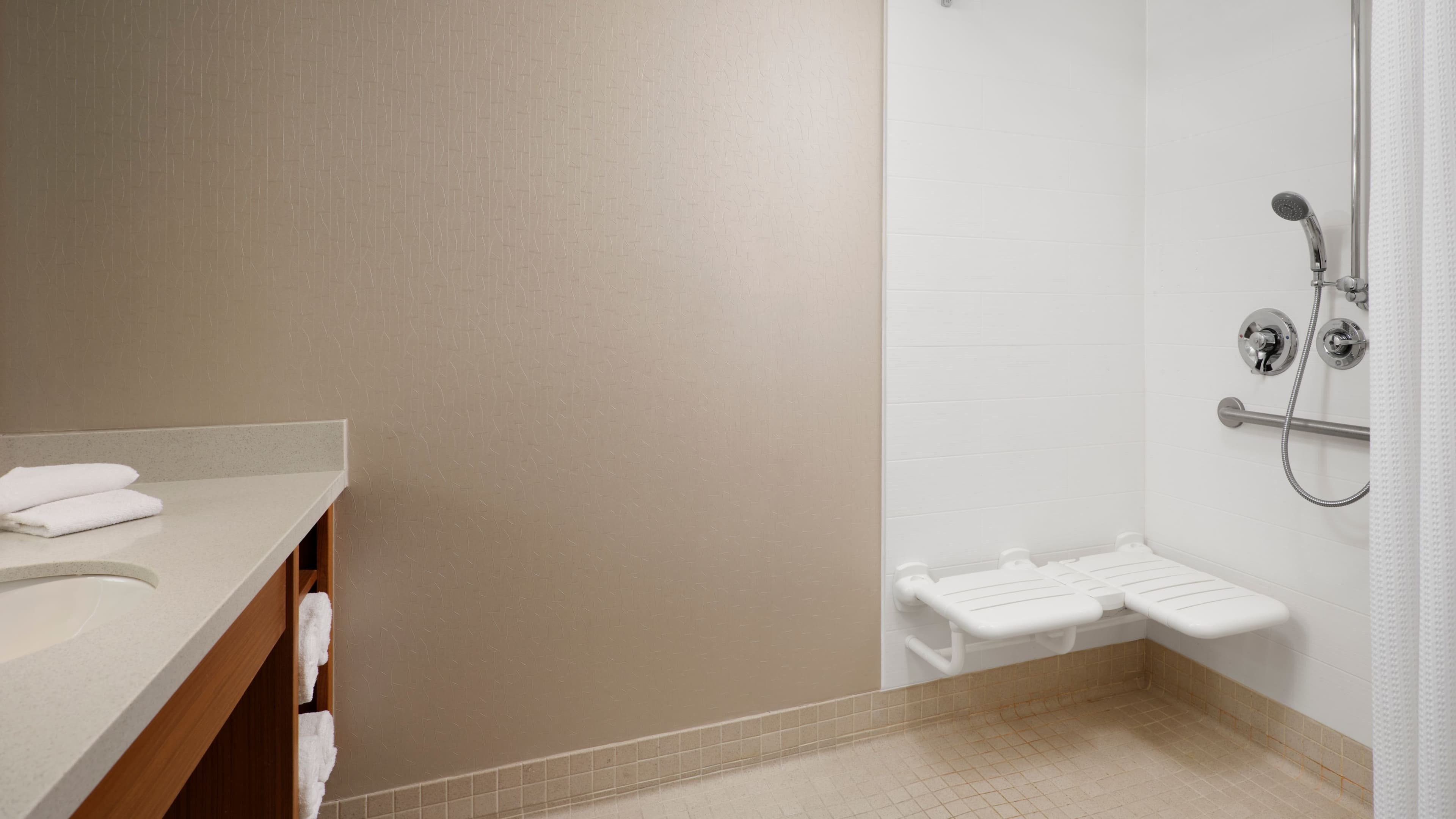 Studio,One King - Image 7