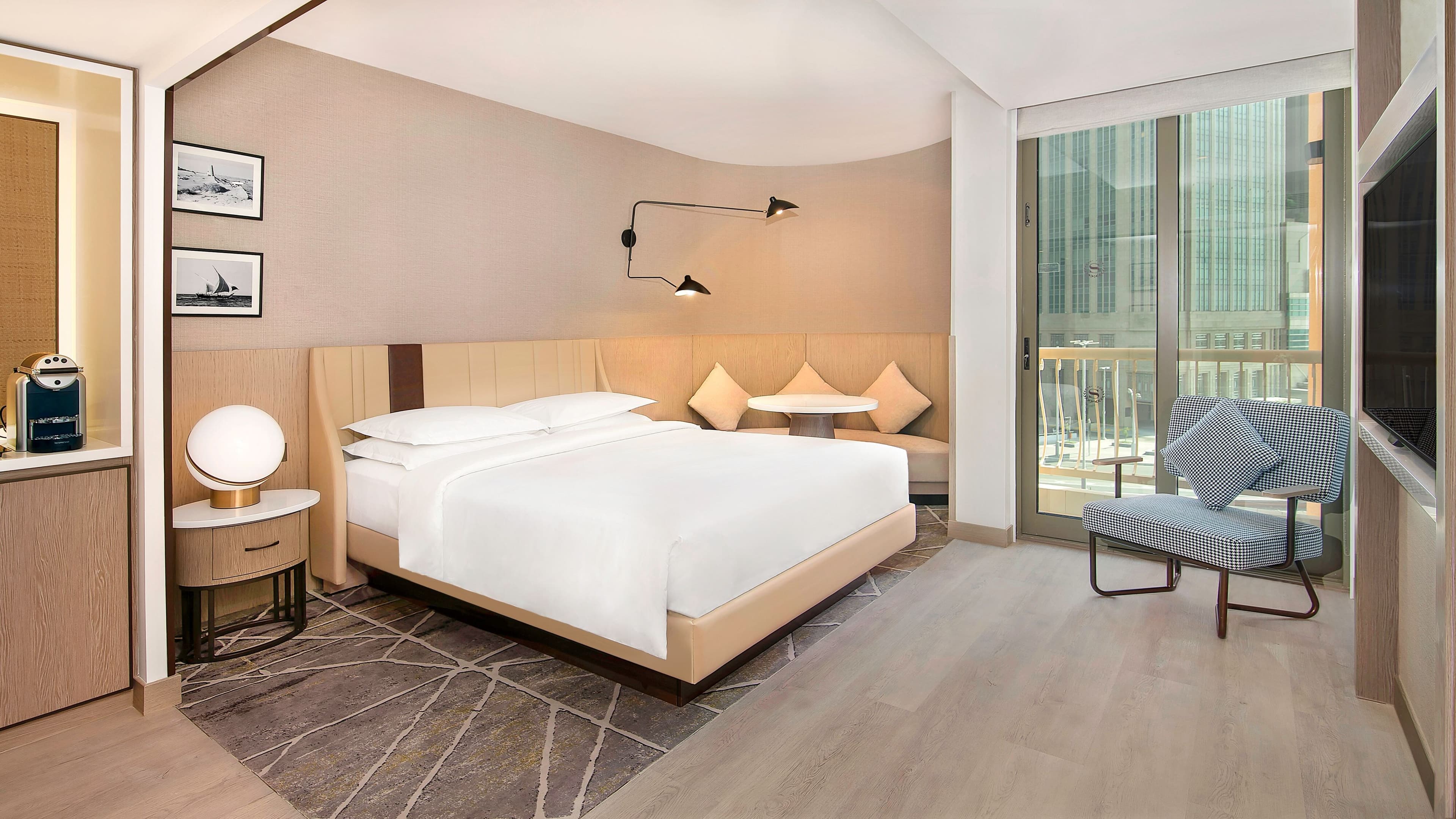 Classic King Room - Image 1